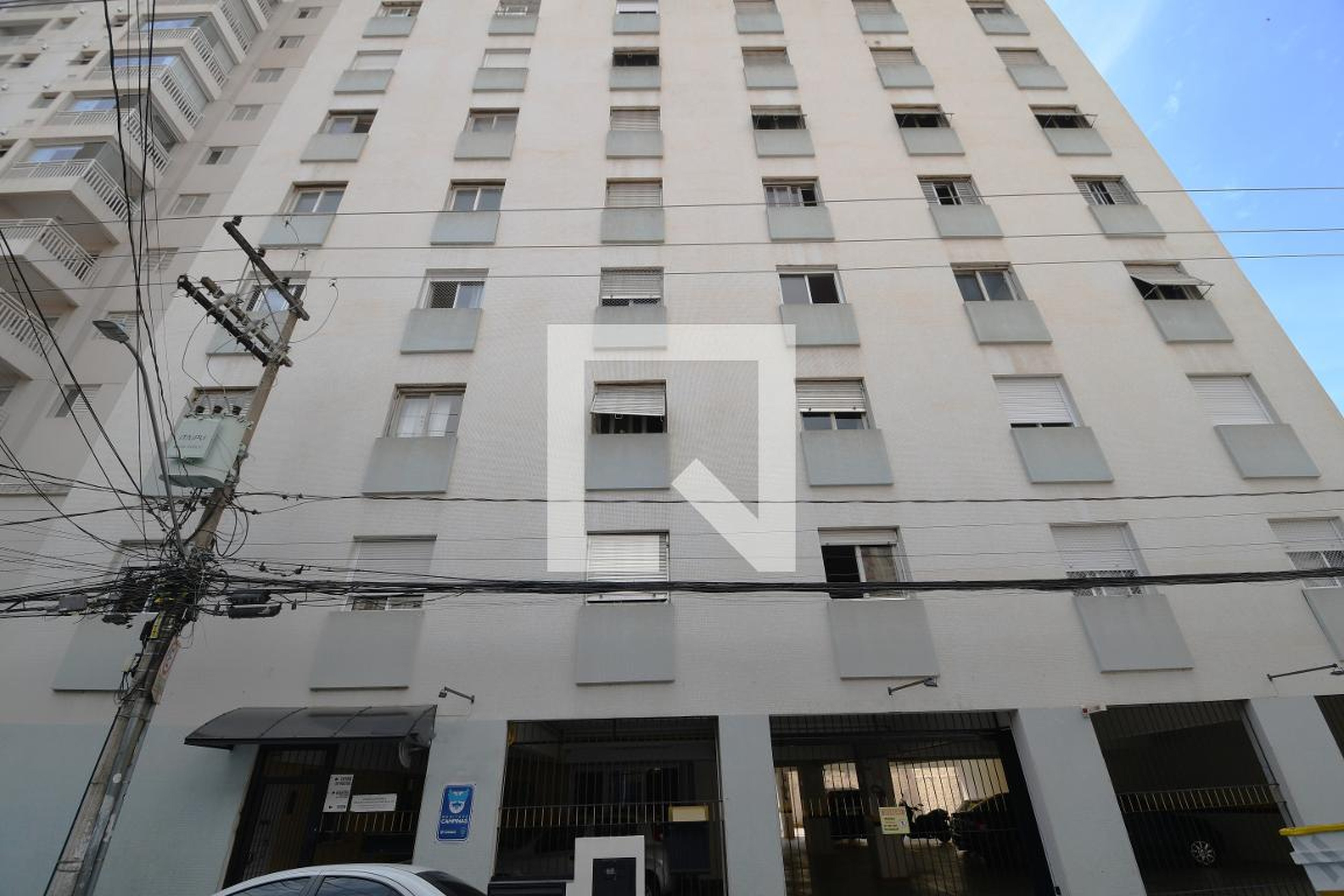 Fachada do Prédio Condomínio em Rua Luzitana, 1770