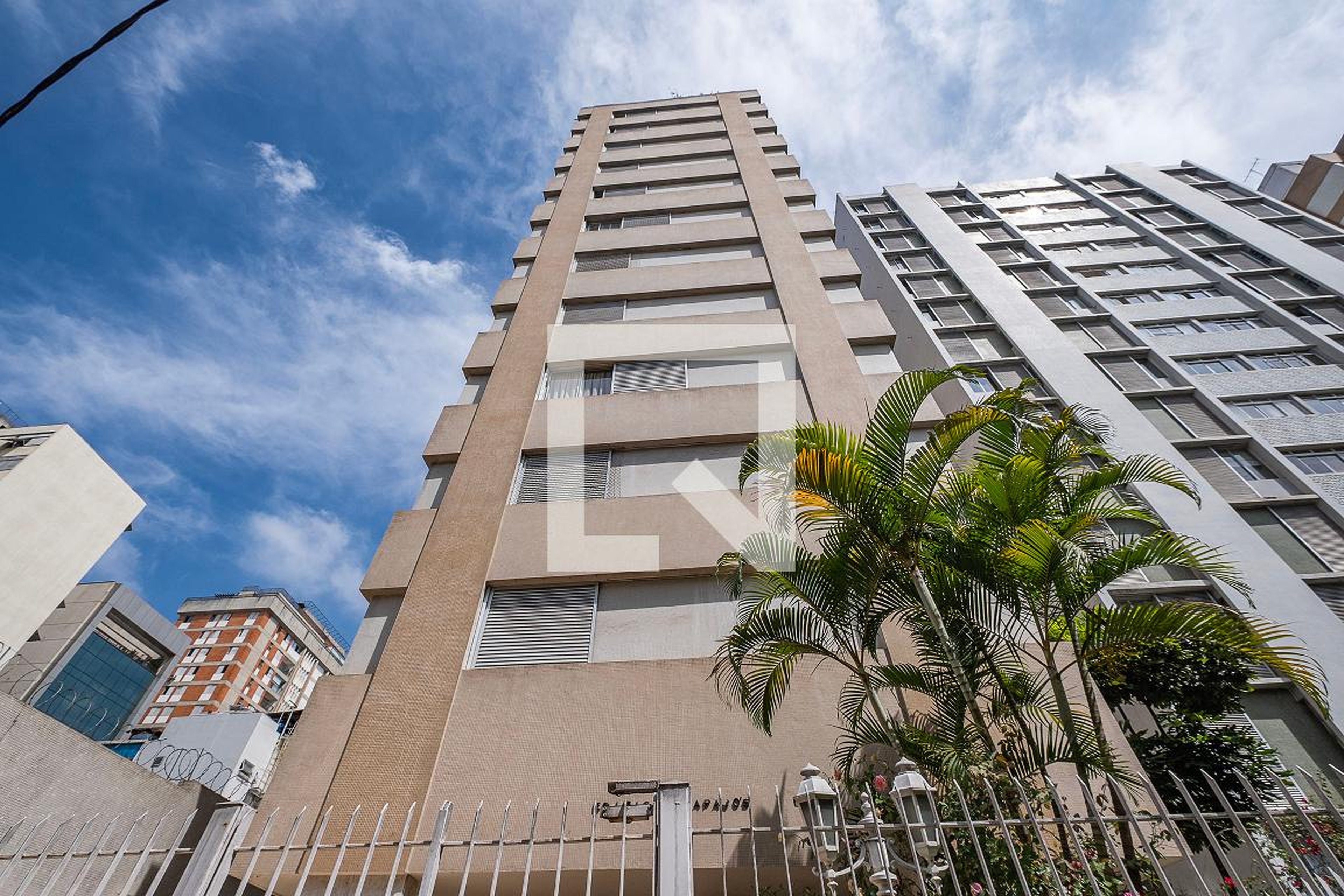 Fachada Condomínio Maria Figueiredo