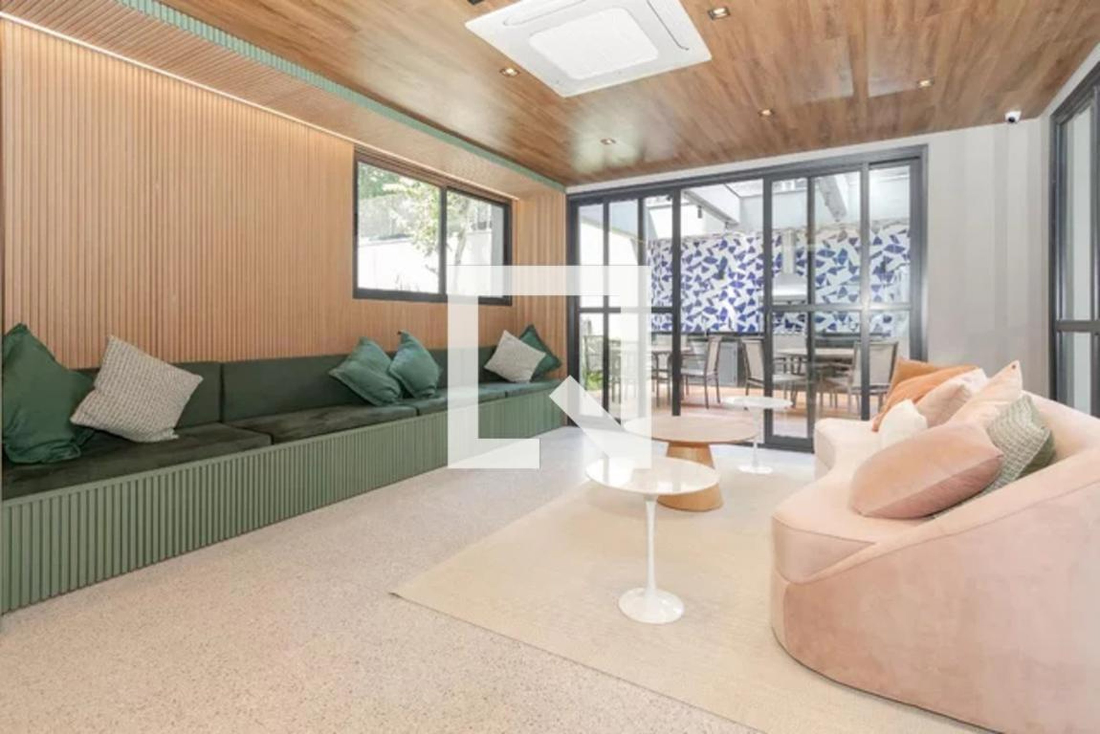 Salão de festas - You Inc