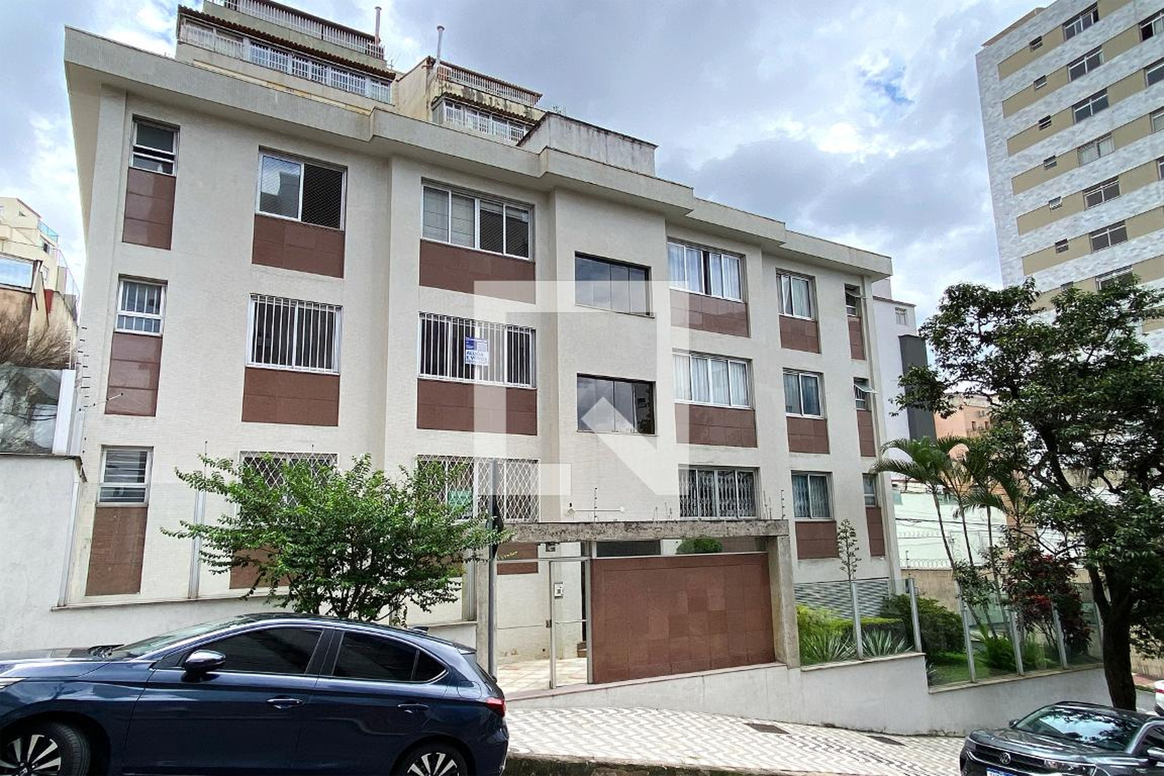 Fachada Condomínio em Benjamim Flores, 123