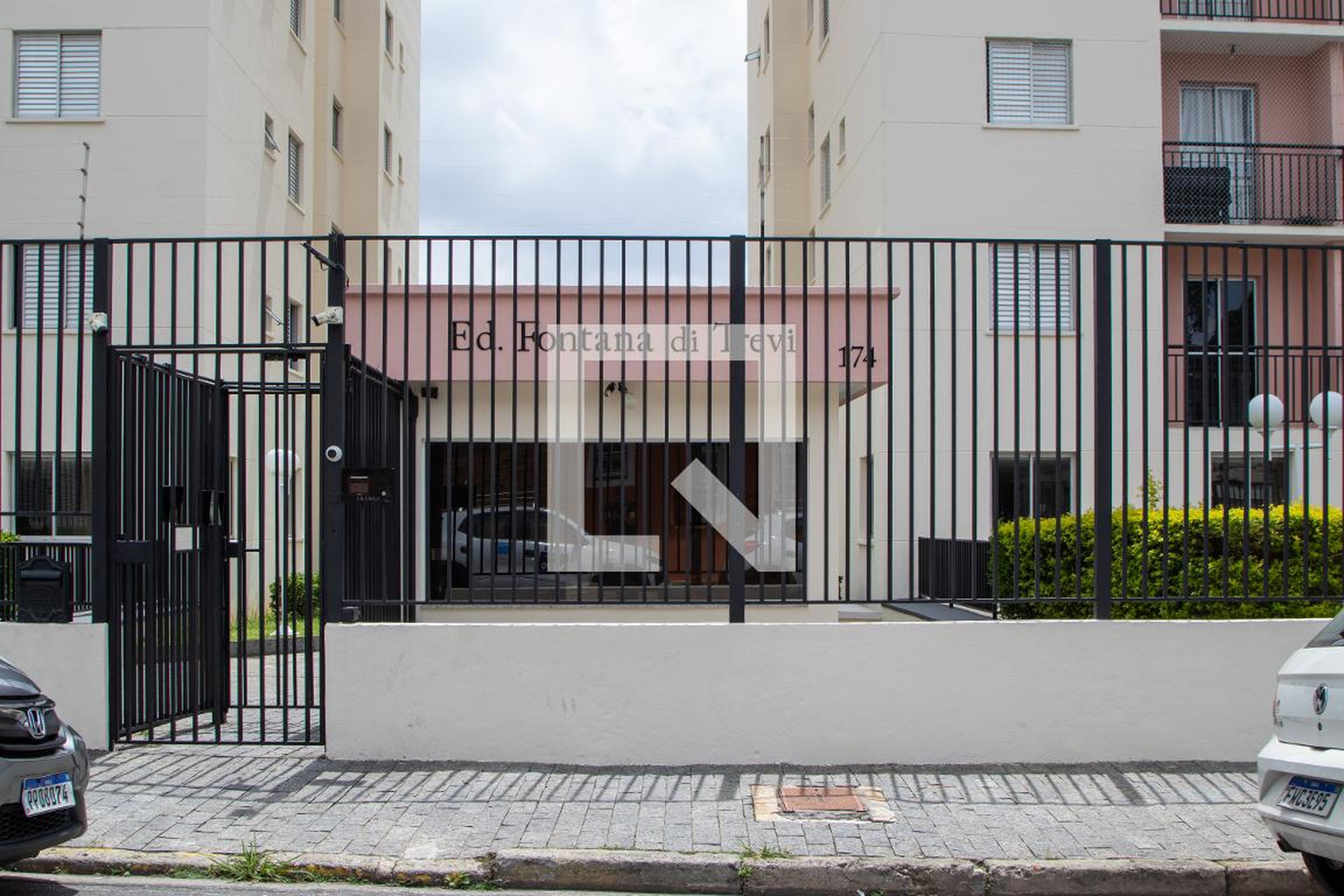Fachada Condomínio Ed. Fontana di Trevi