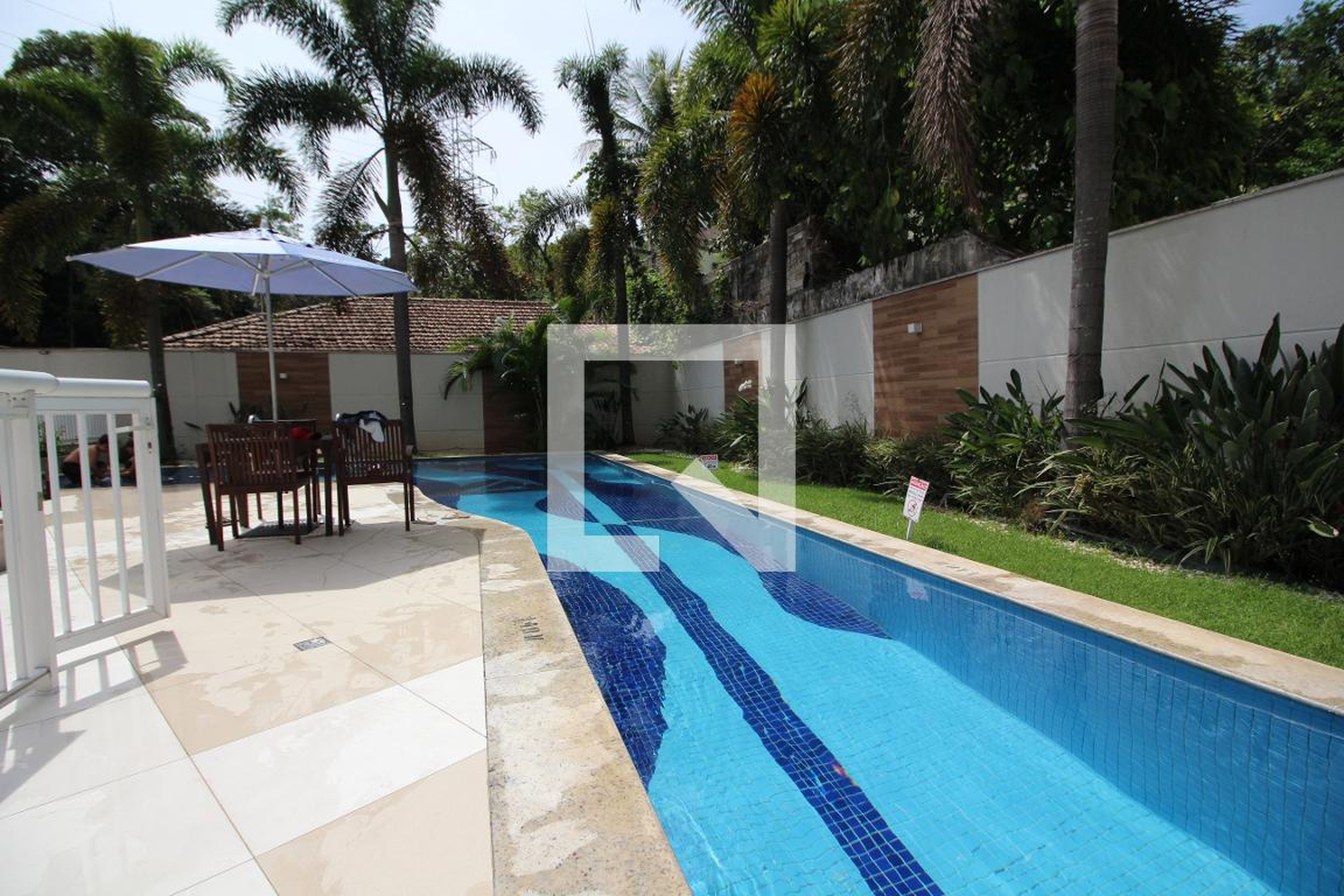 Piscina - Today Modern Residence