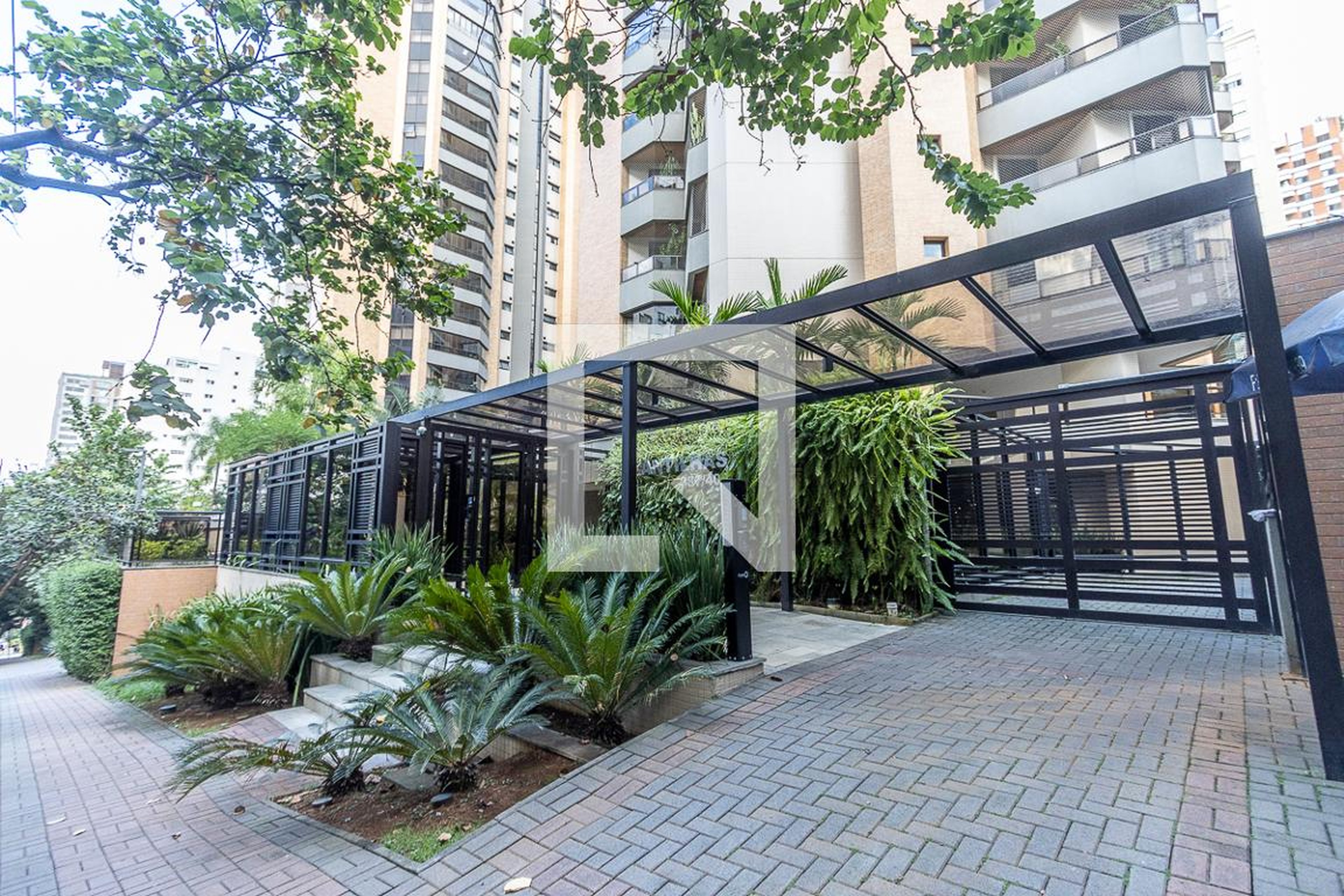 Fachada do Condomínio Condomínio Antilhas