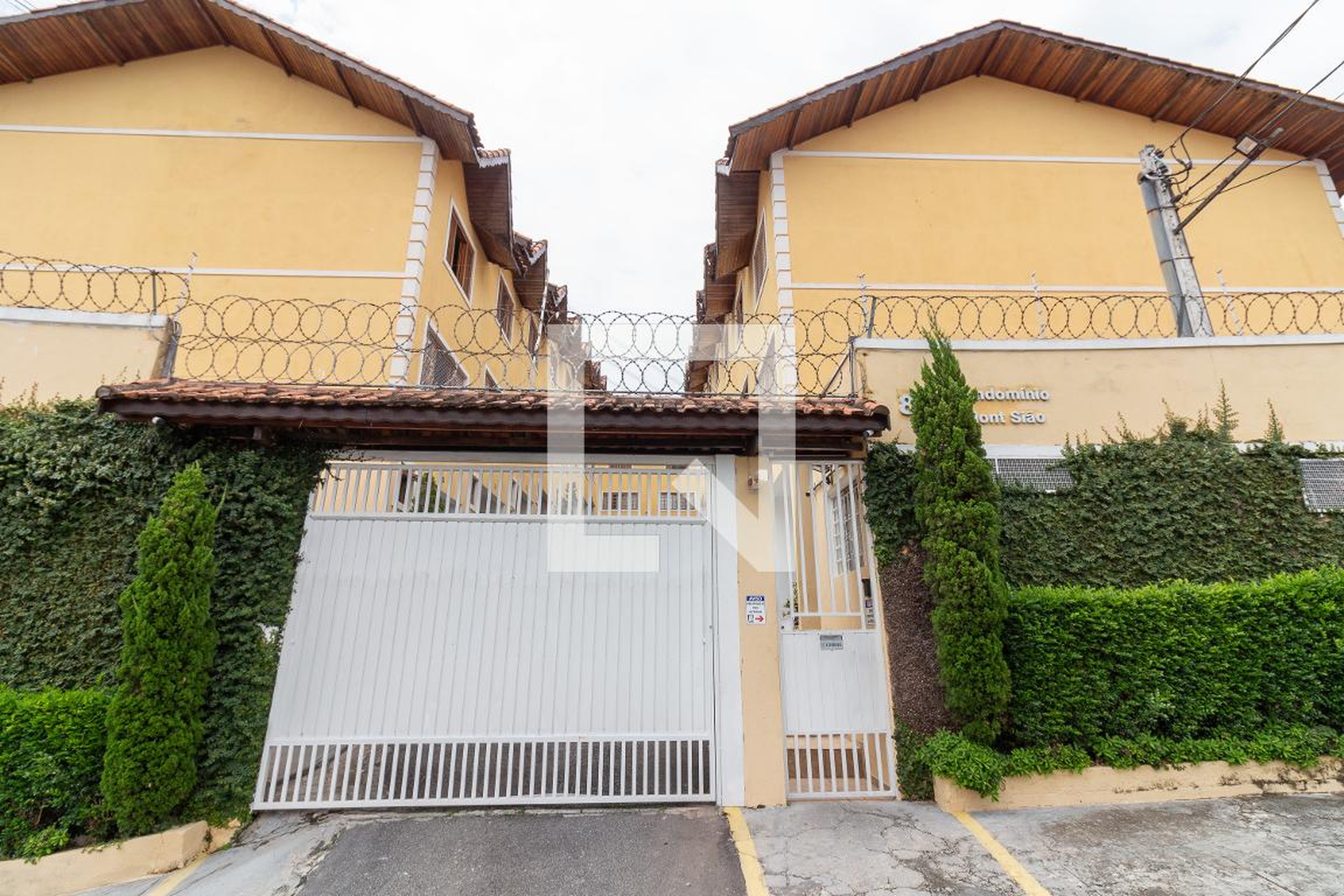 Fachada Condomínio Mont Sião