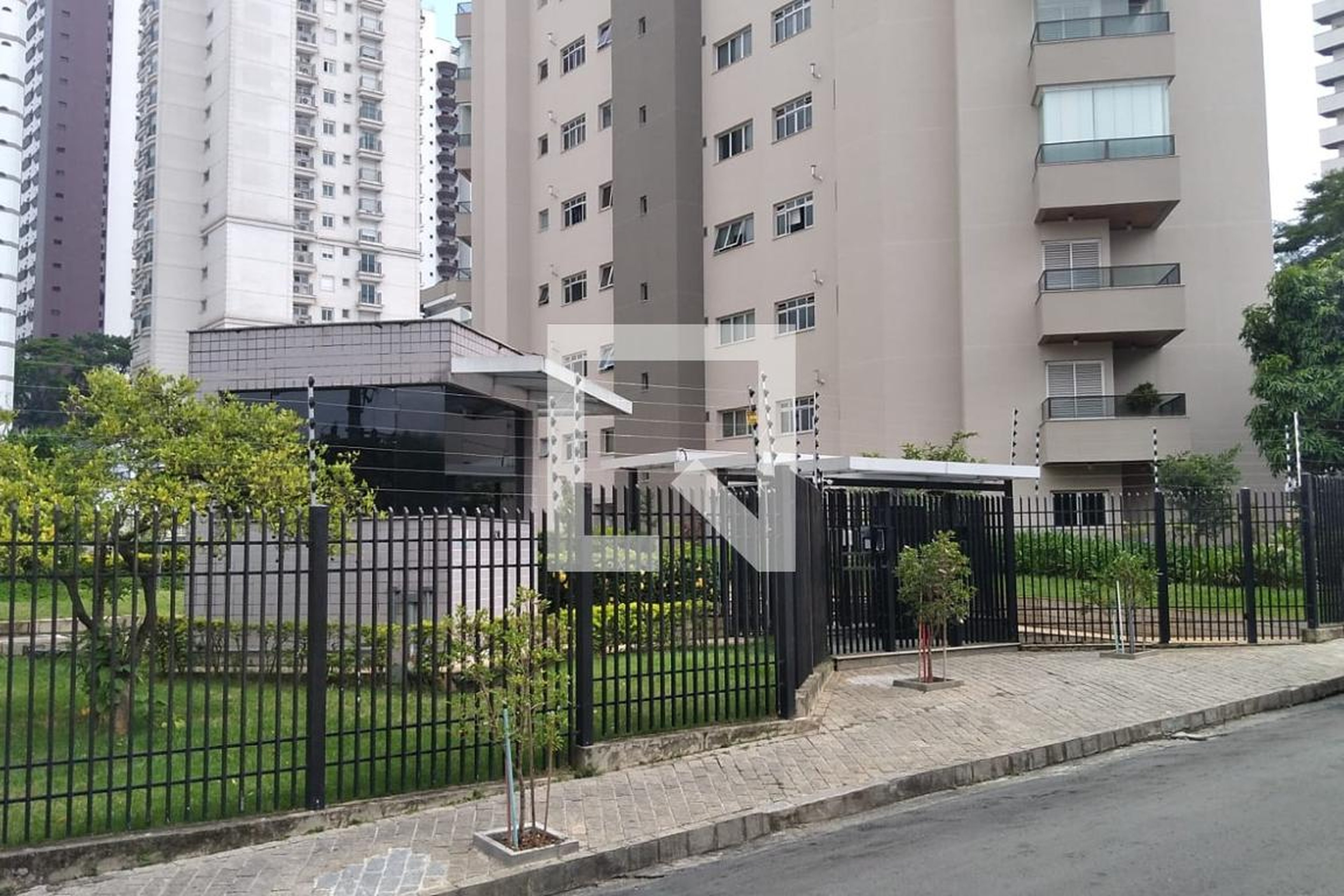 Fachada Condomínio Lamelas IX e X