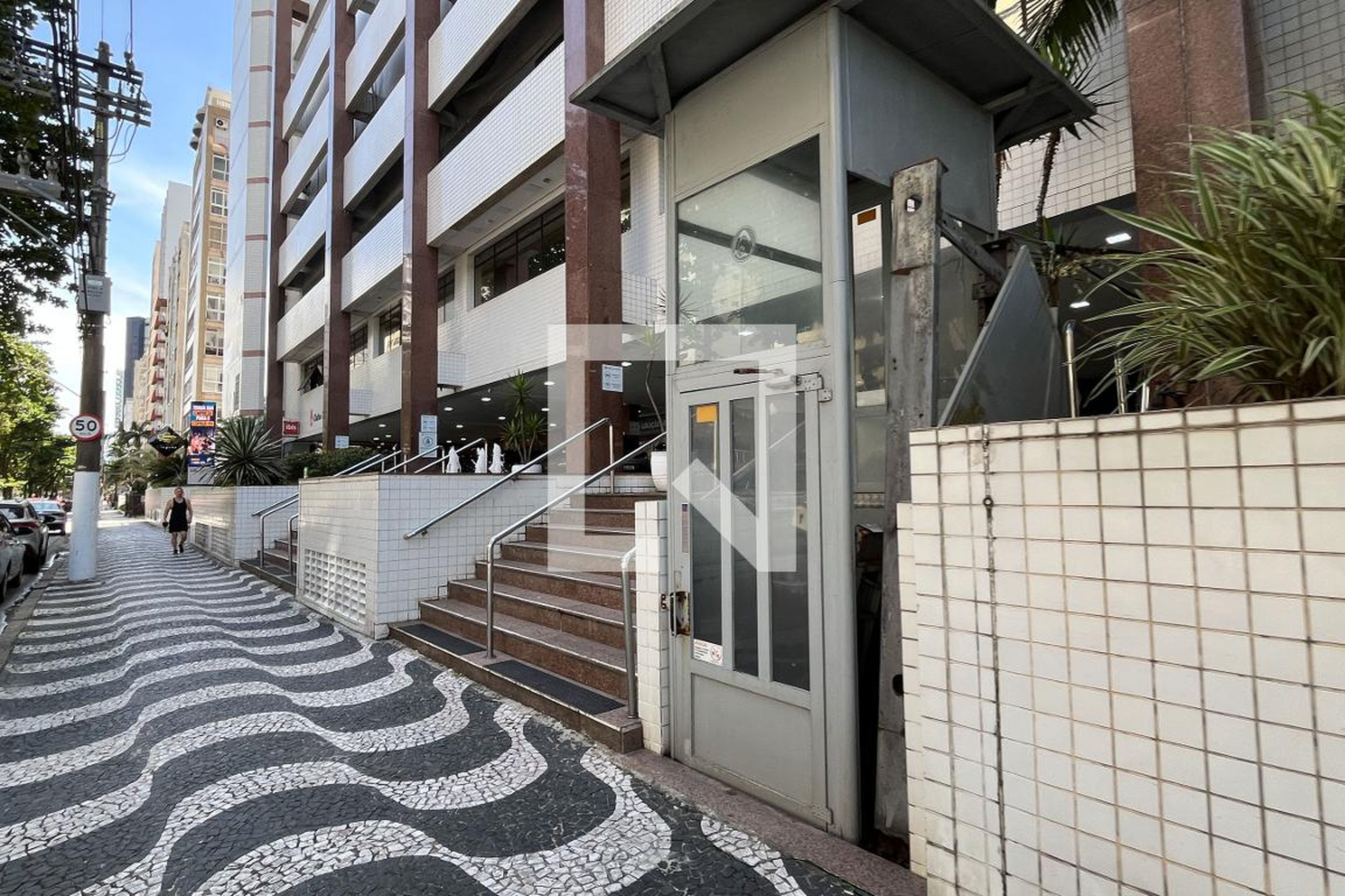 Fachada Condomínio Clube XV  Hotel, Flat e Centro de Negócios