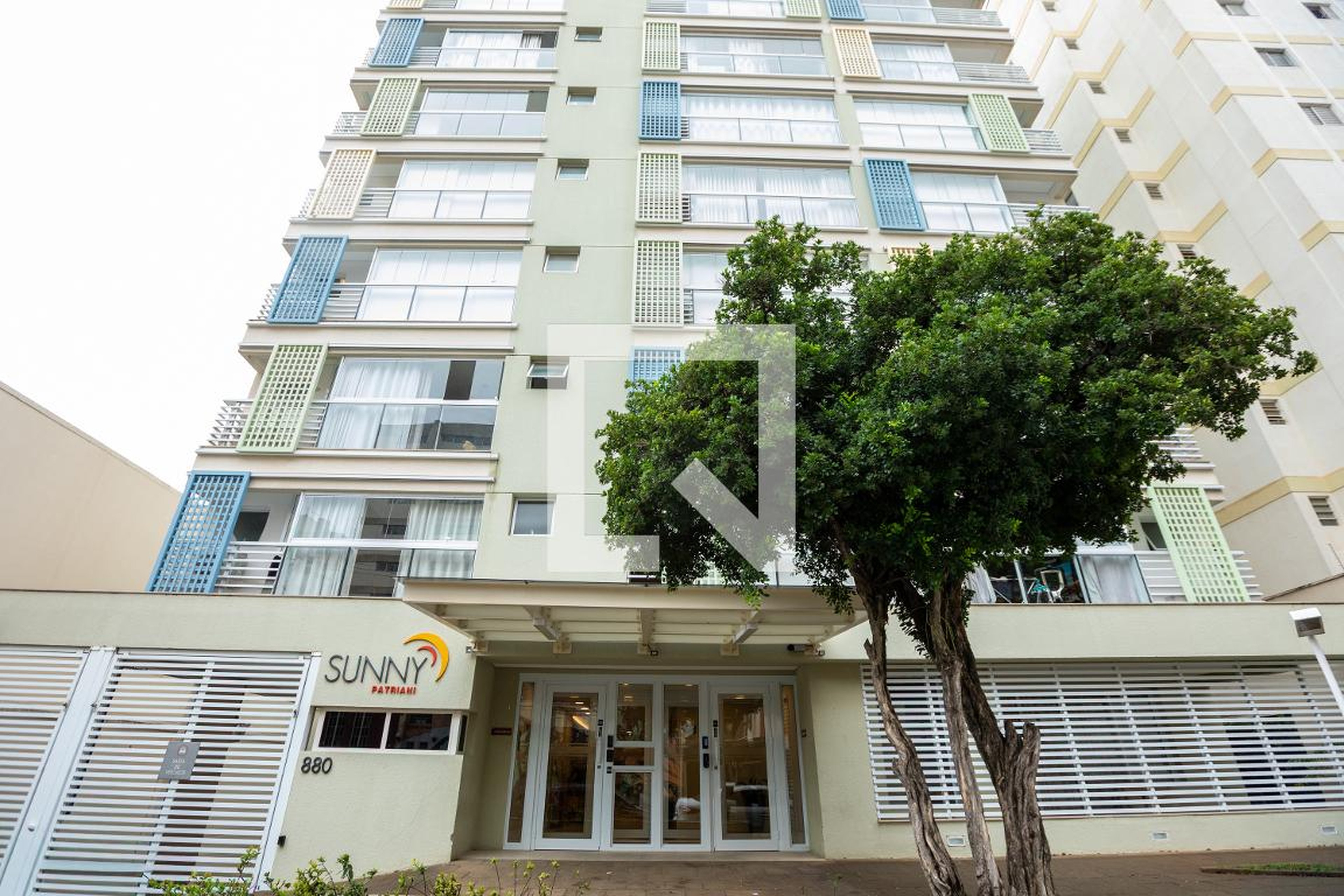 Fachada do Prédio Condomínio Sunny Patriani