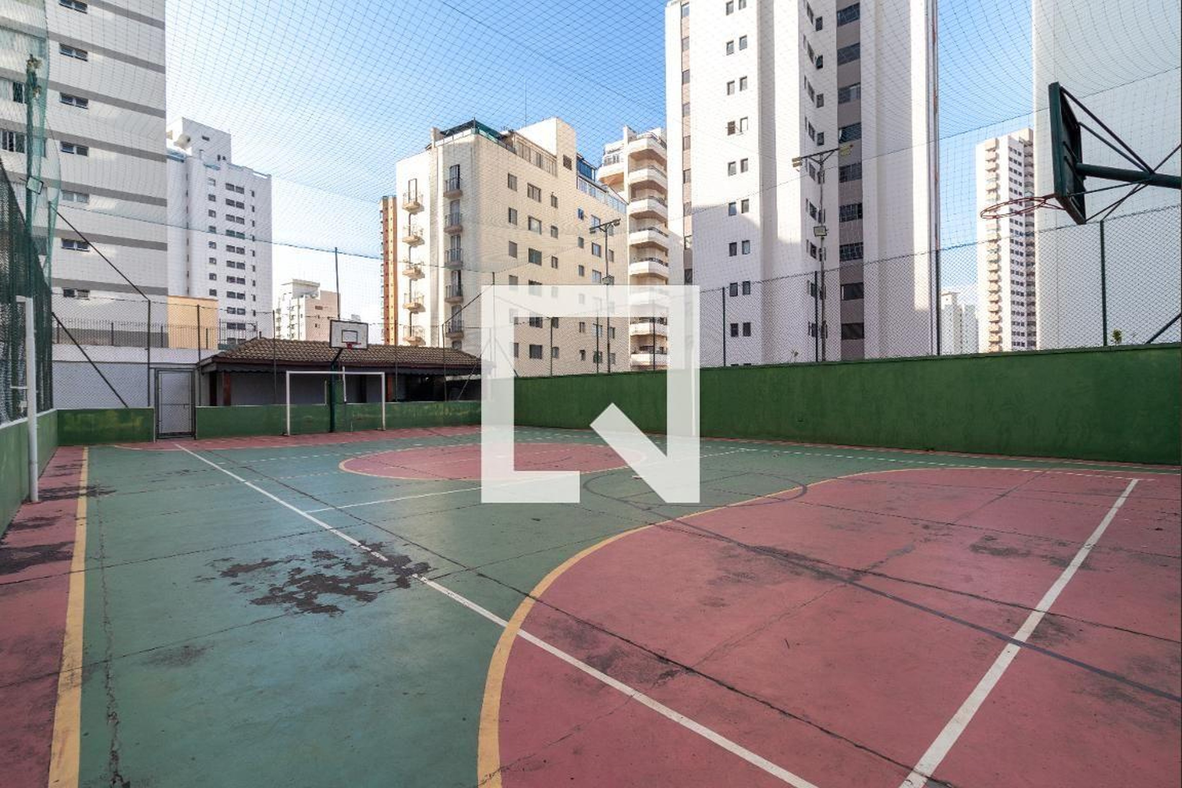Quadra Esportiva - Edifício Residencial Versailles
