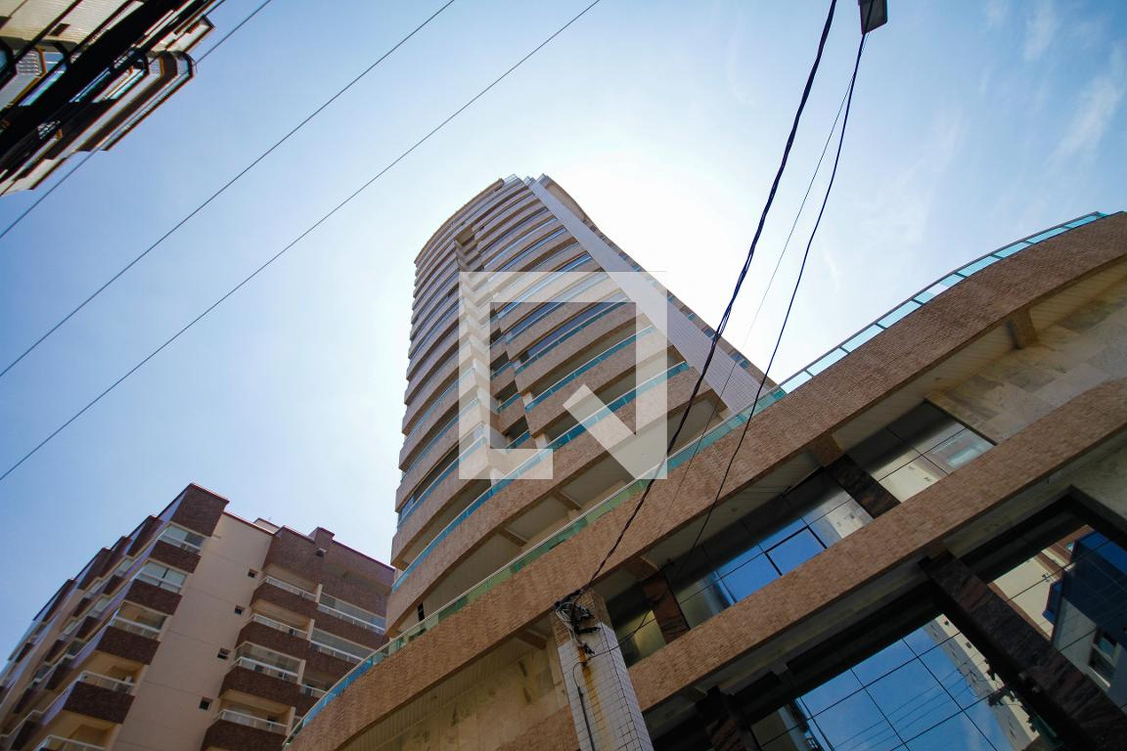 Fachada Condomínio Praia Reis