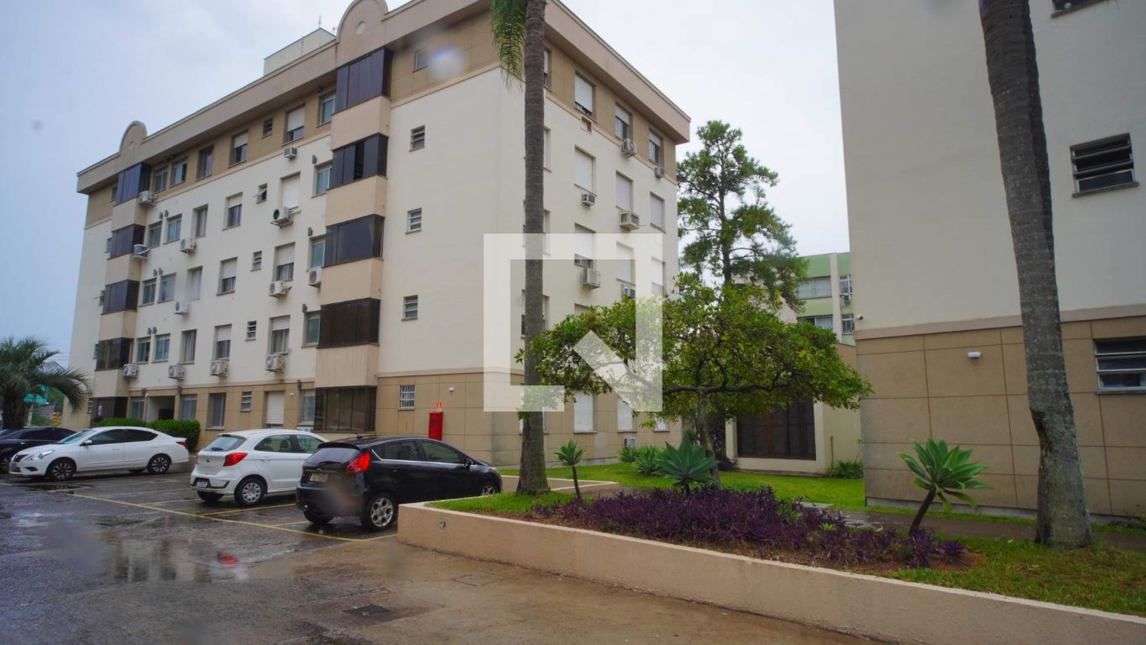 Fachada Condomínio em Rua Dawid Josef Kapel, 168