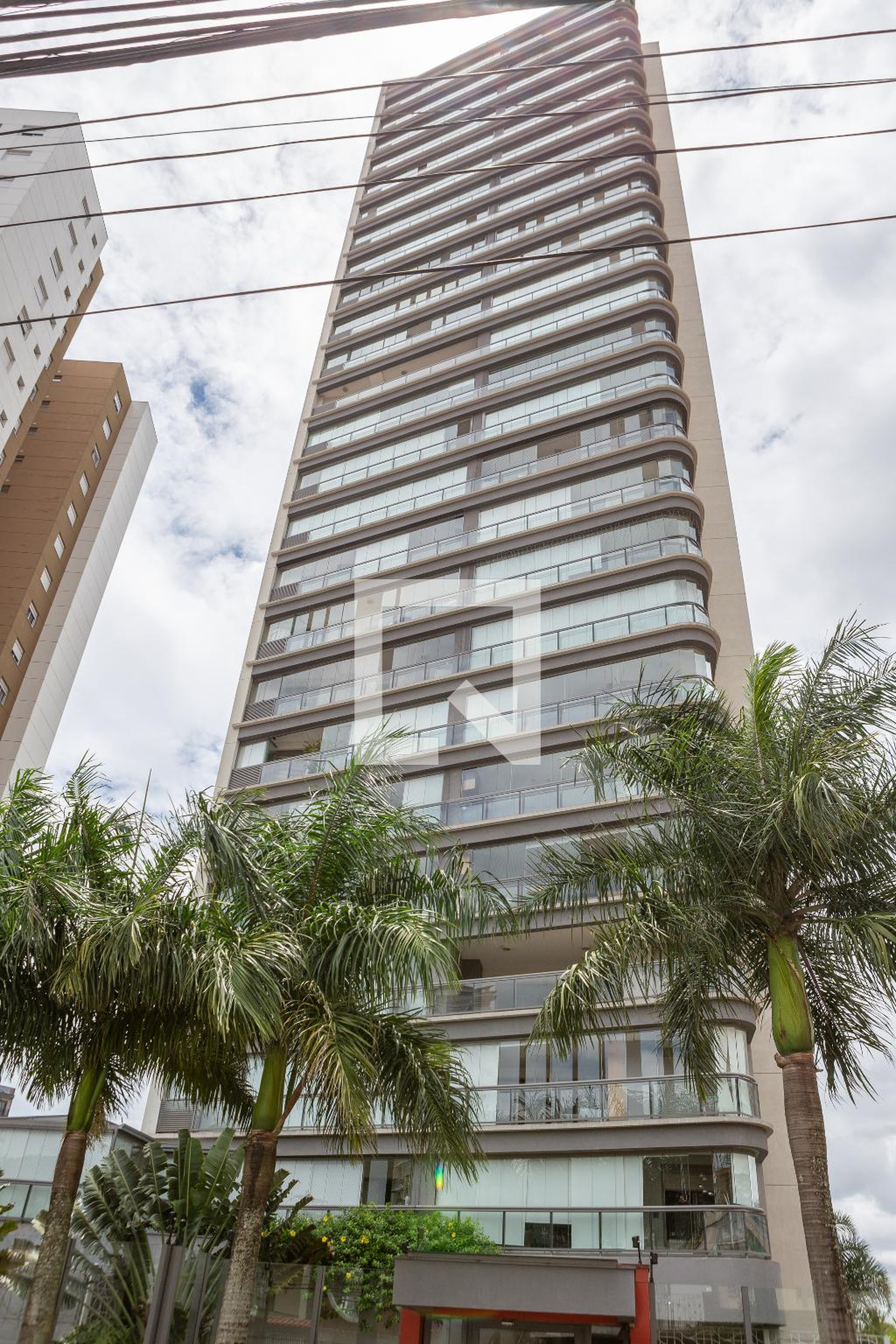 Fachada Condomínio Cyrela 2014 The Year Edition