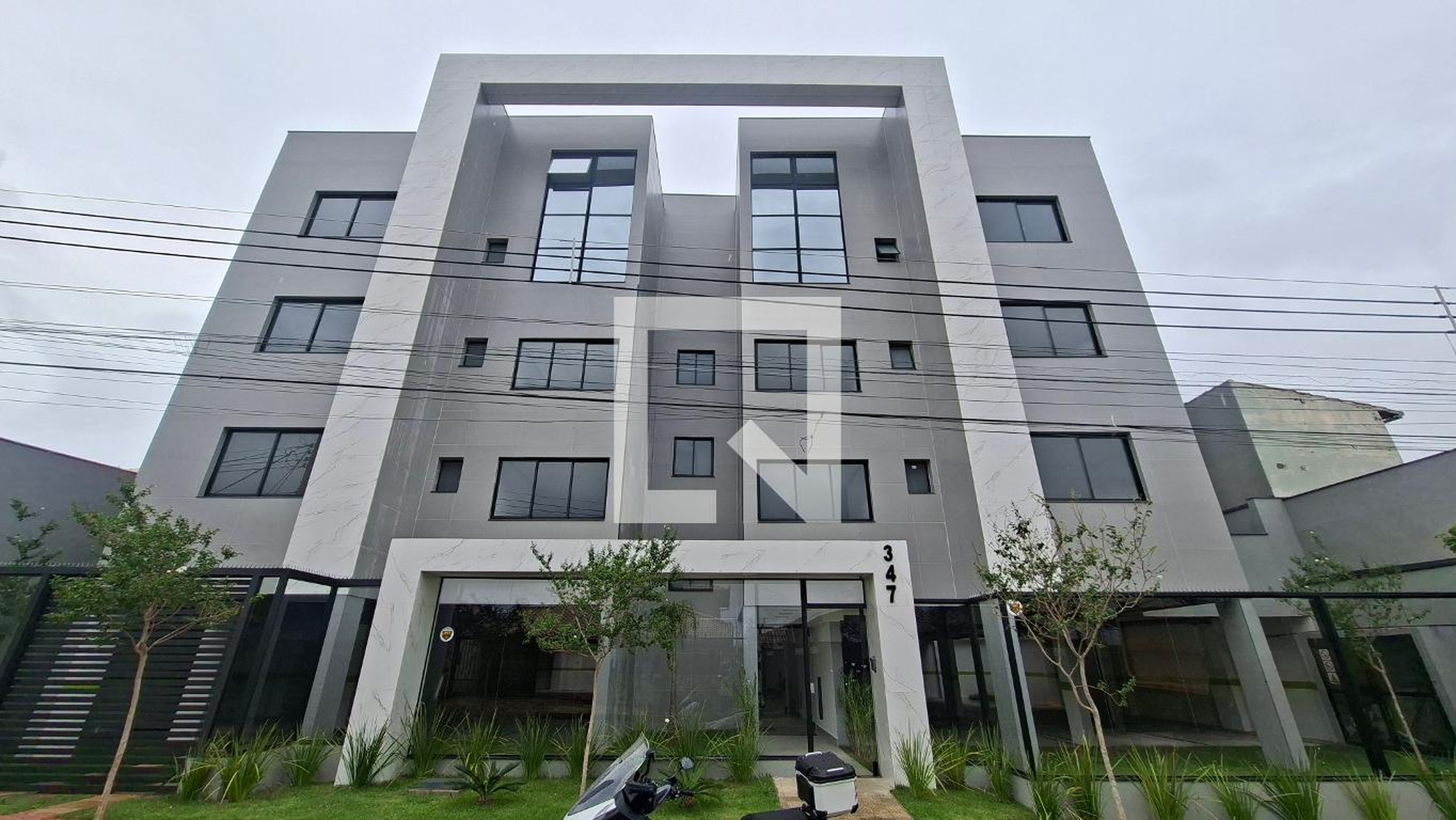 Fachada Condomínio em Rua Engenheiro Pedro Bax, 347