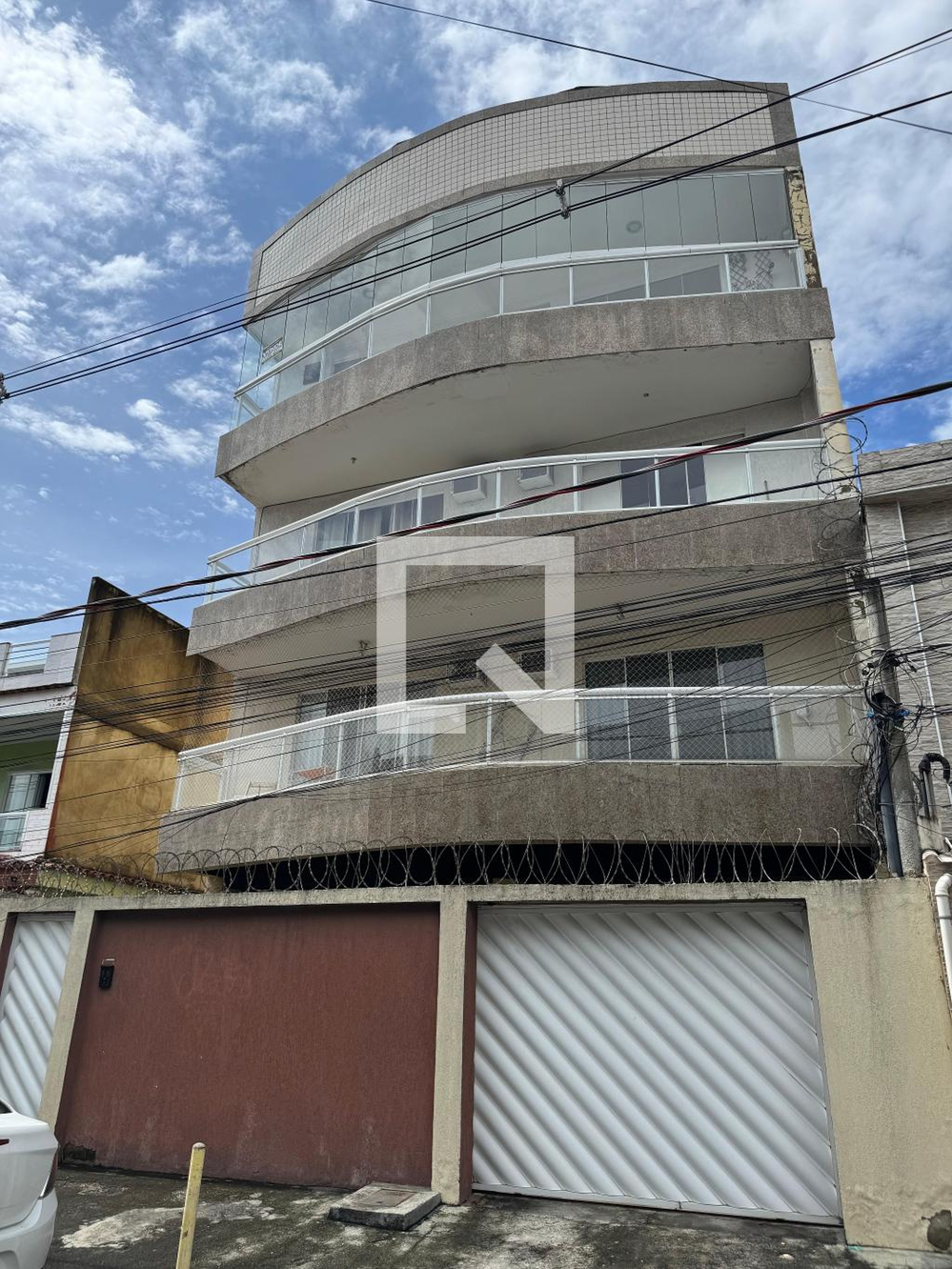 Fachada do Prédio Condomínio em Rua Crispim, 108