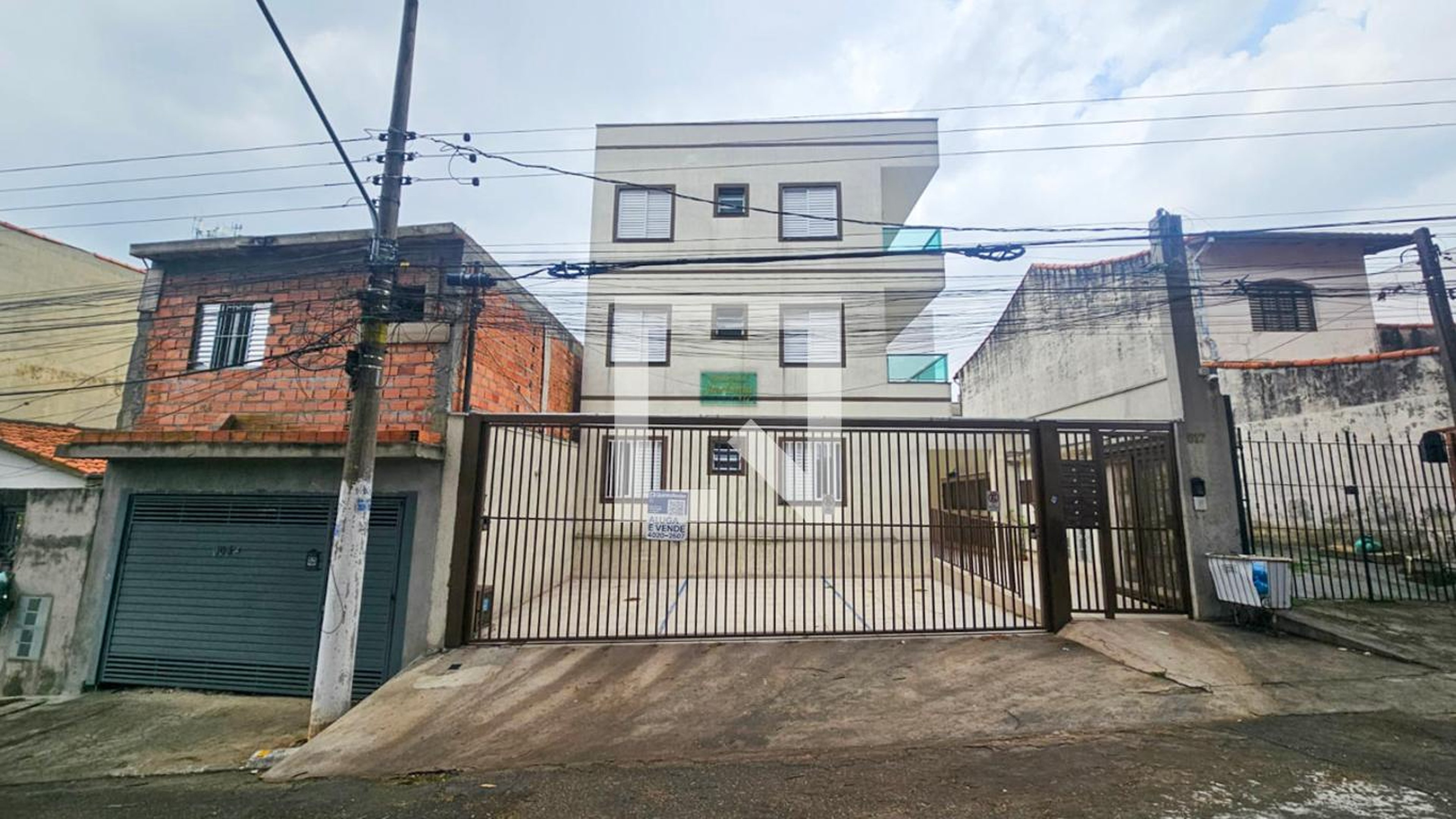 Fachada Condomínio em Rua Jordânia, 517