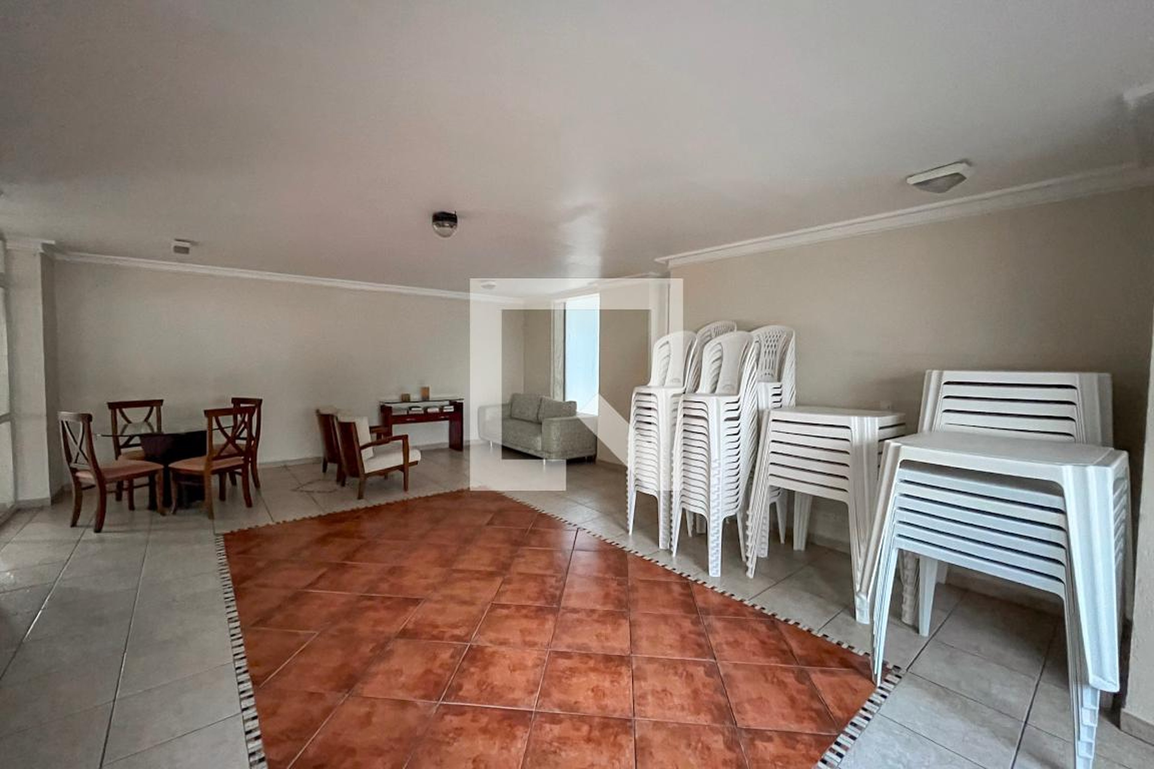 Salão de Festas - Edifício Jardim Tropical