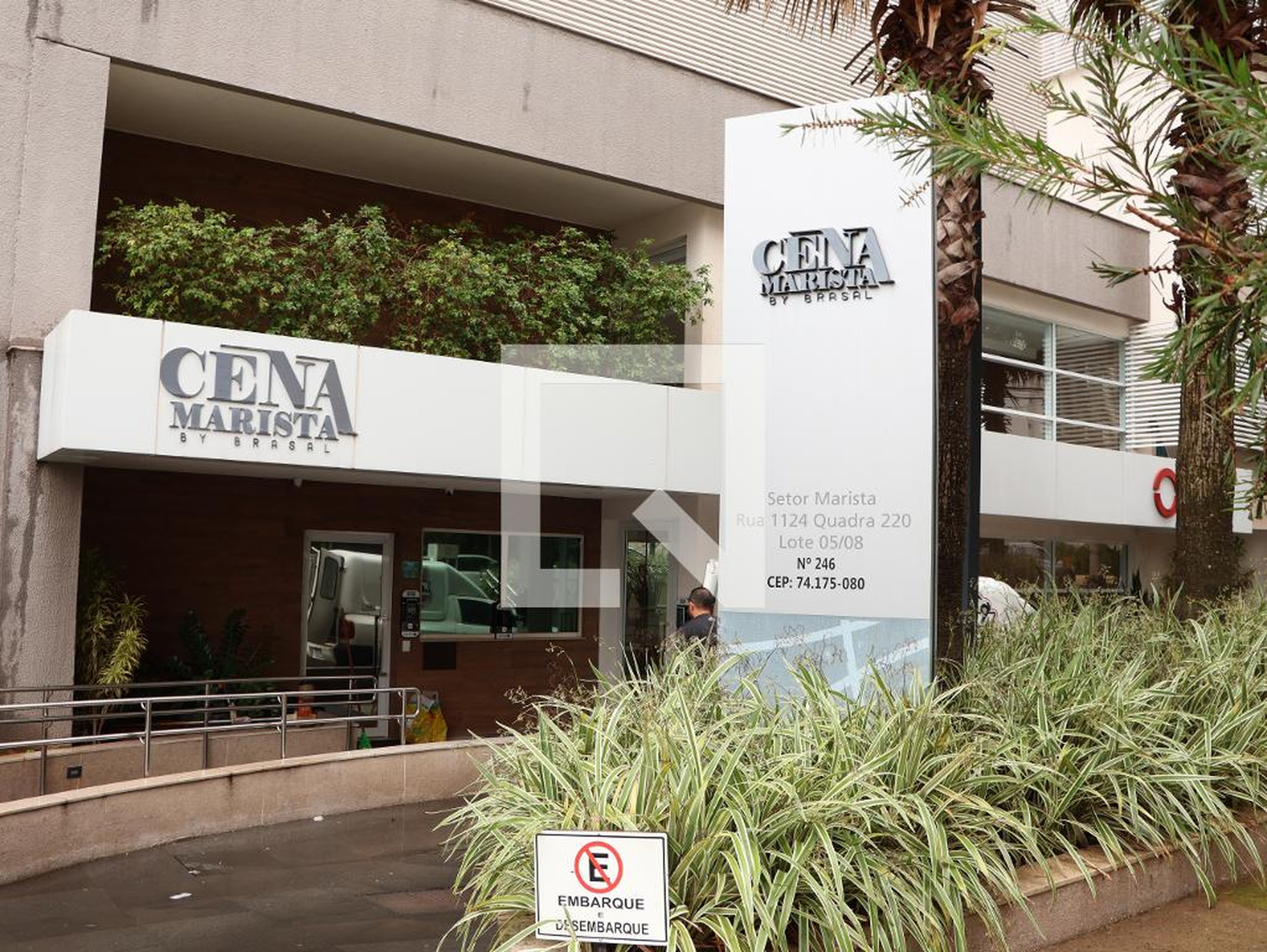 Fachada do Prédio Condomínio Cena Marista