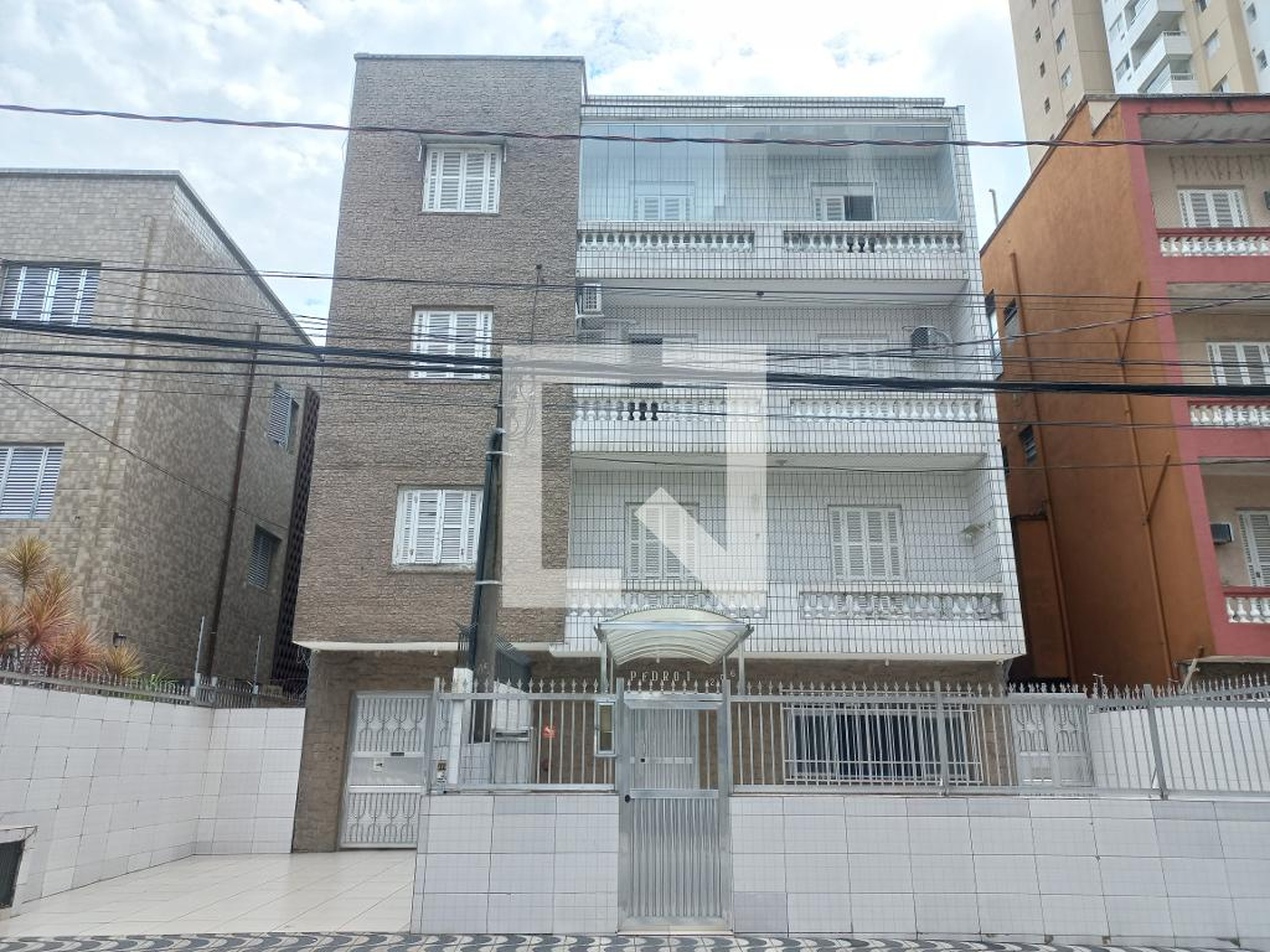 Fachada do Prédio Condomínio Pedro I