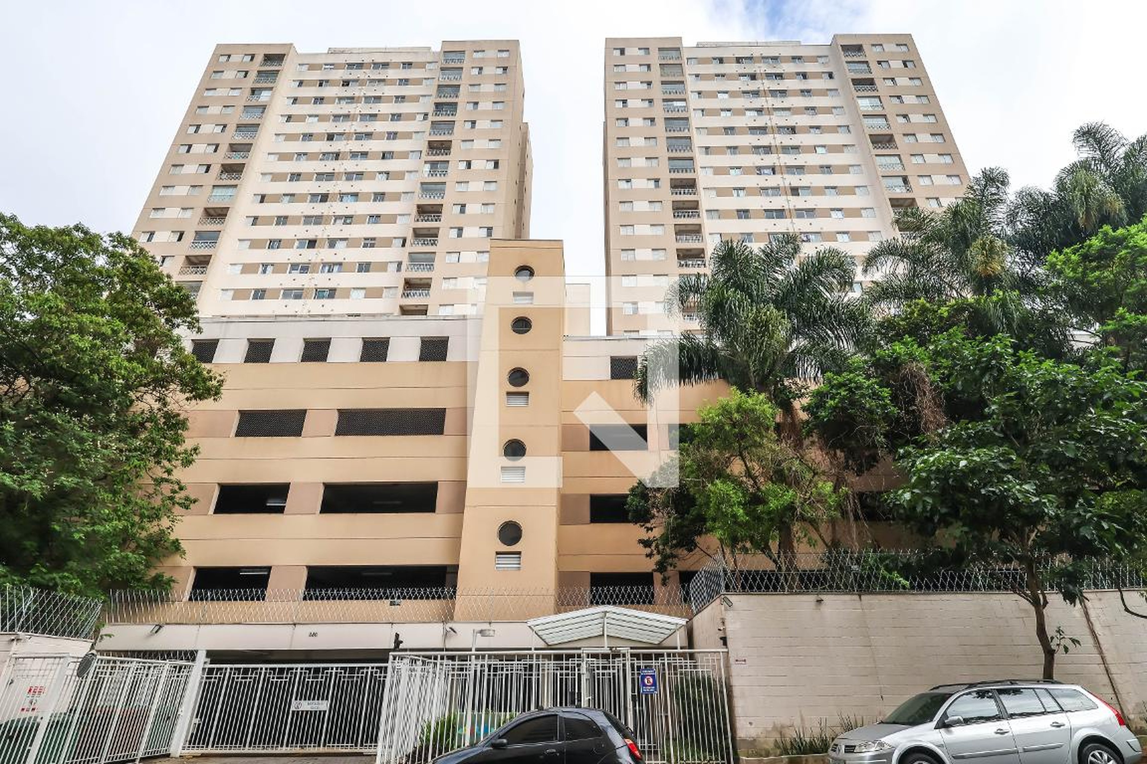 Fachada Residencial Grand Club jardim botânico