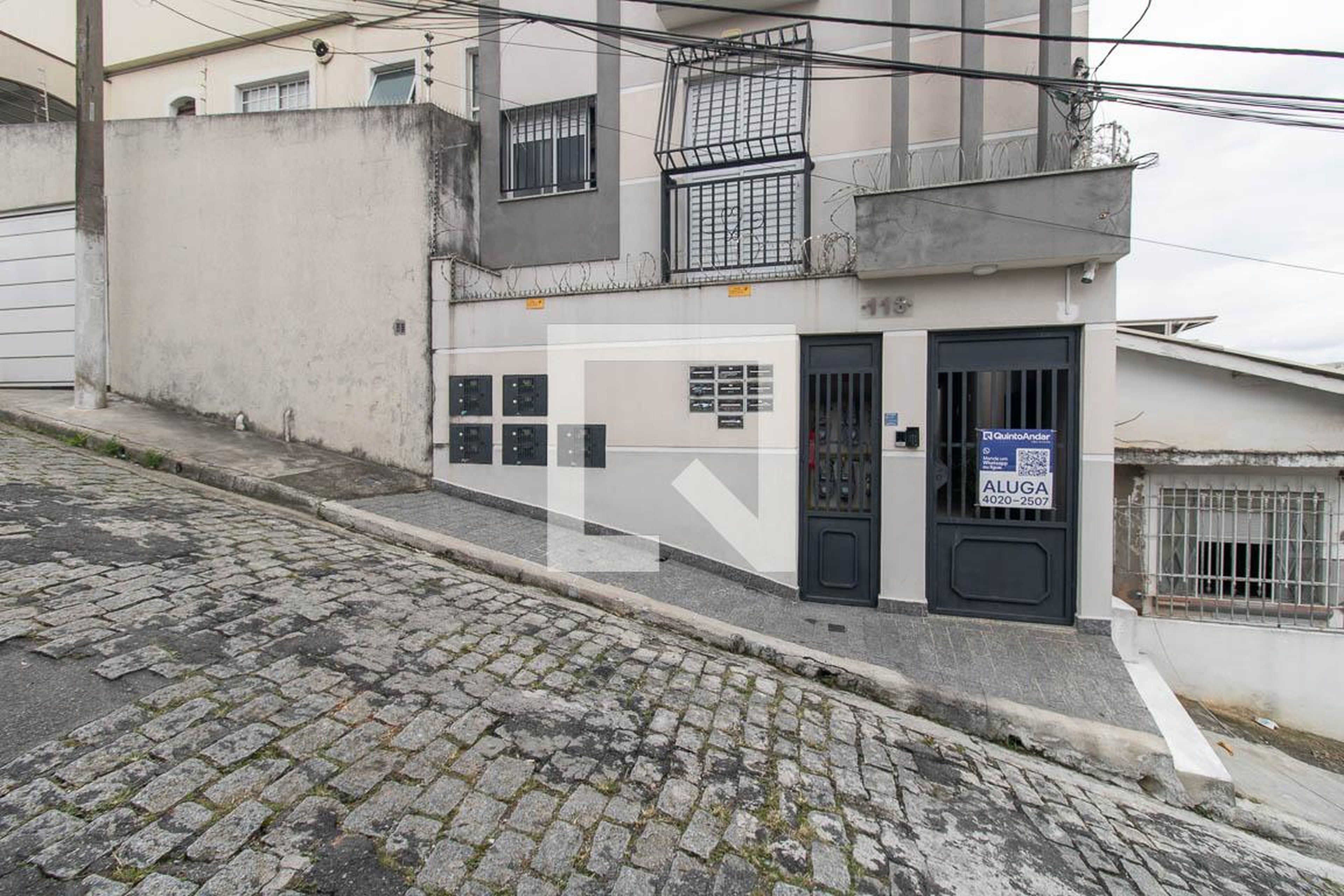 Fachada Condomínio em Travessa Antônio Barroca, 118