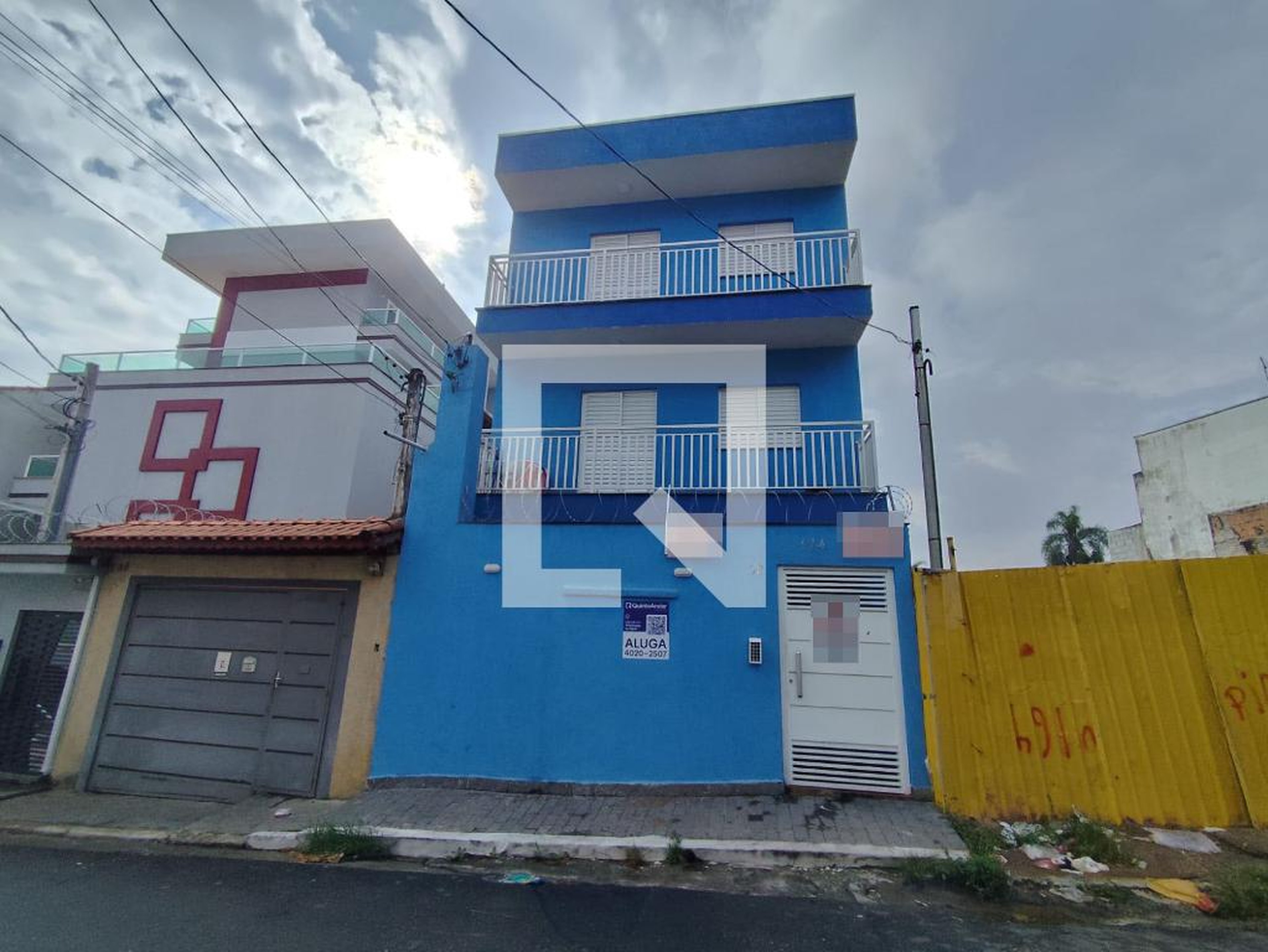 Fachada Condomínio em Rua Amaral Coutinho, 174