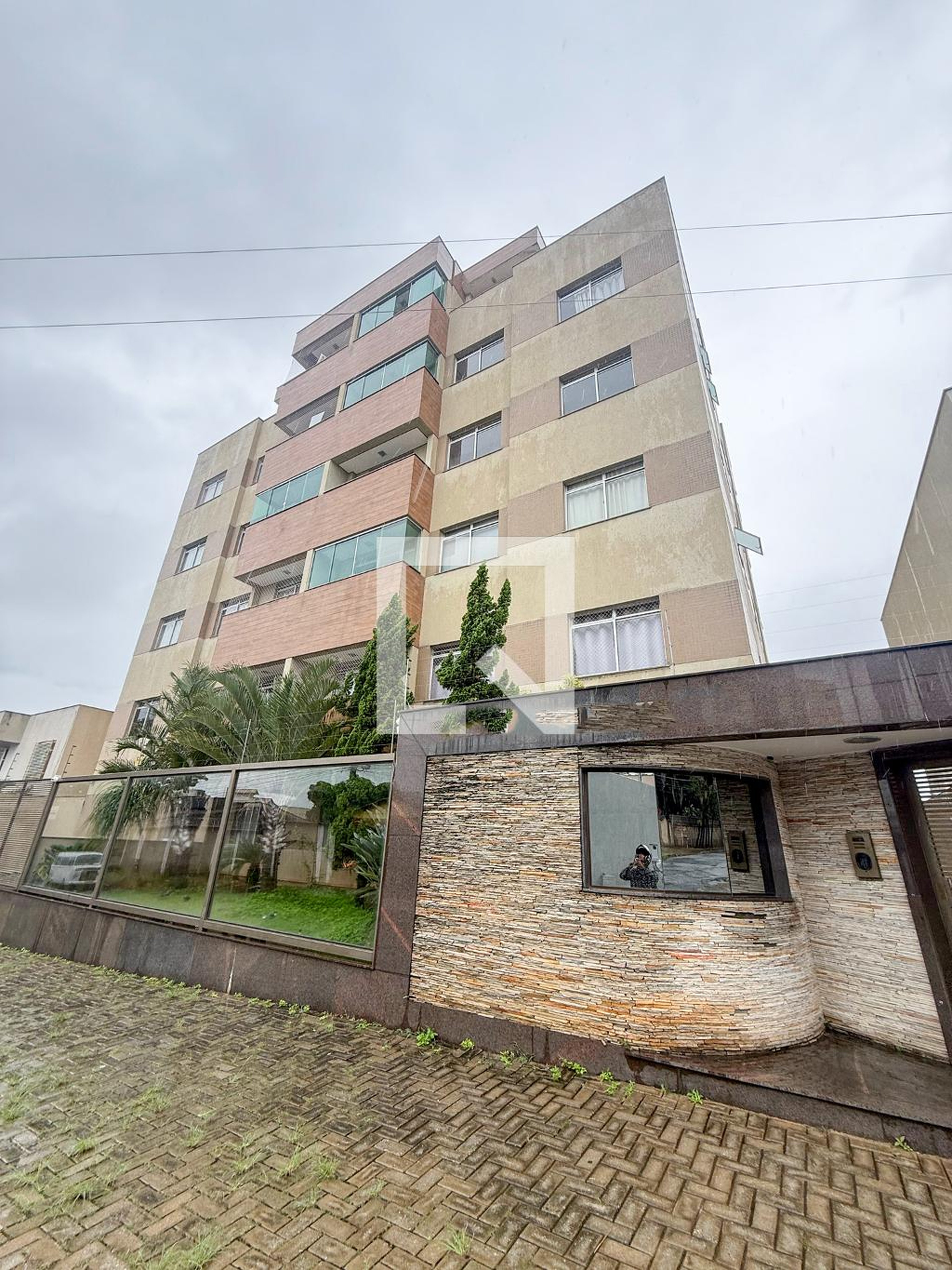 Fachada Condomínio em Rua Galdino Monteiro Silva, 137