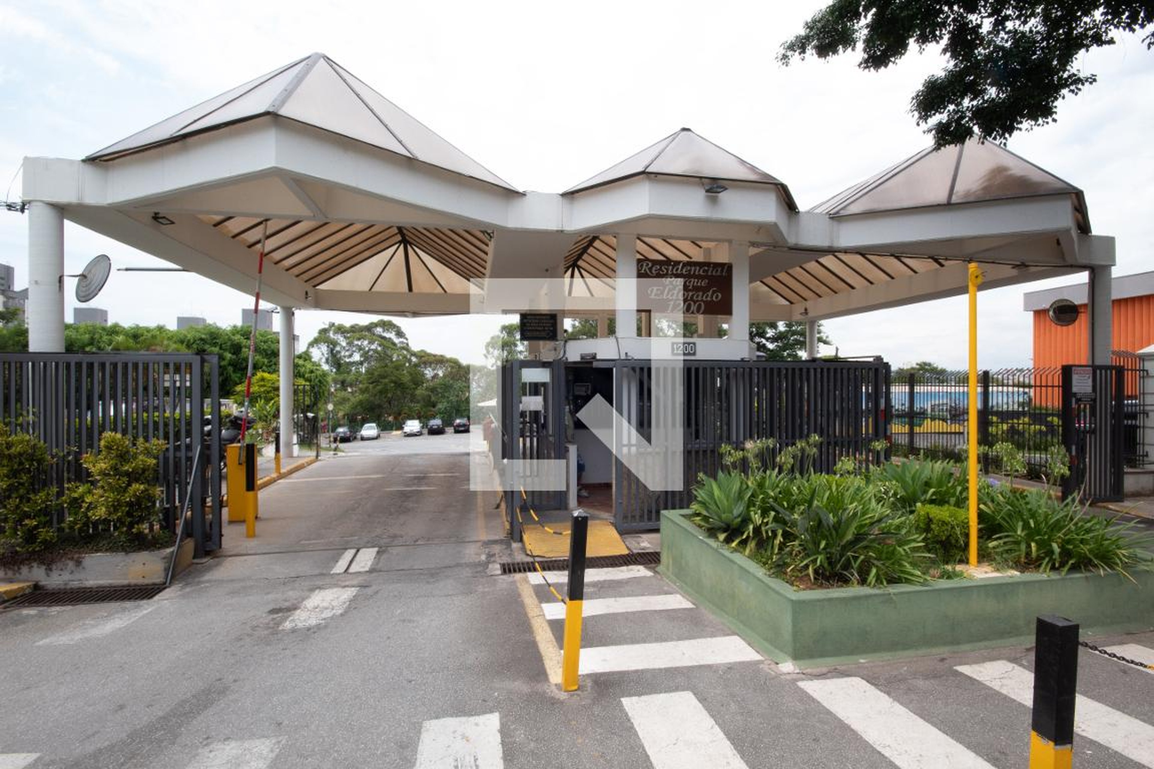 Fachada Condomínio Parque Eldorado