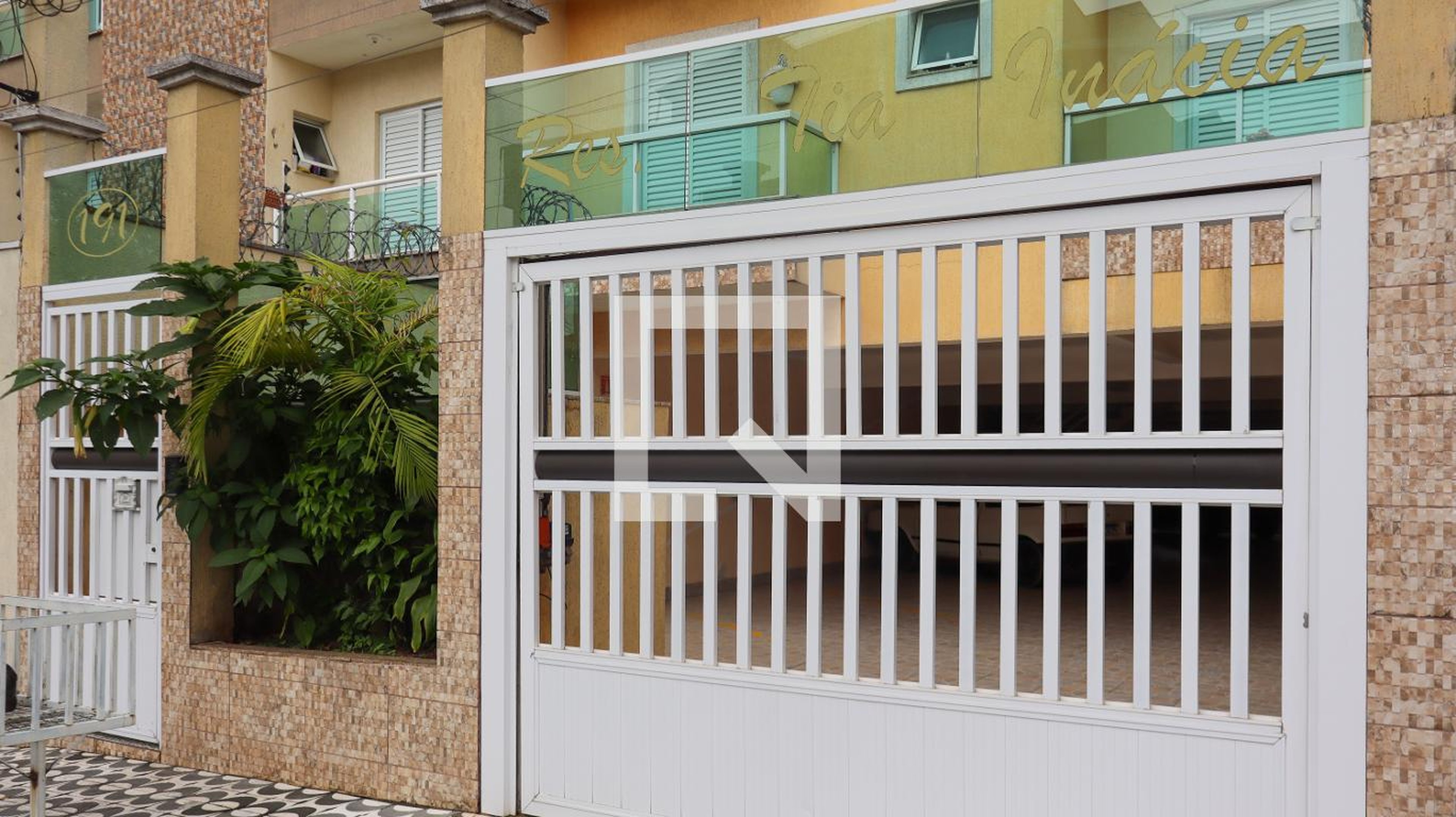 Fachada Condomínio em Rua Penalva, 191