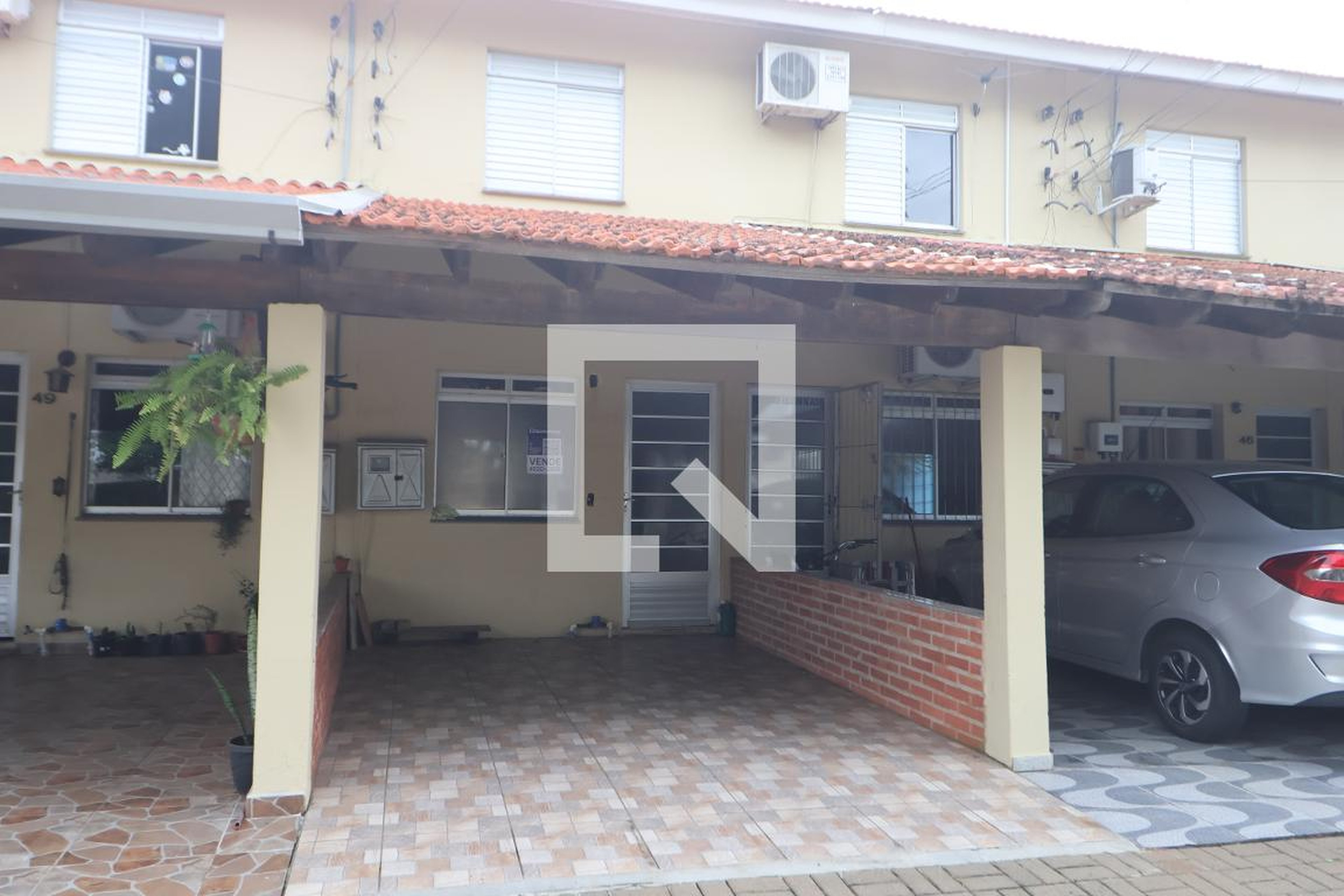 Fachada Condomínio Los Arcos