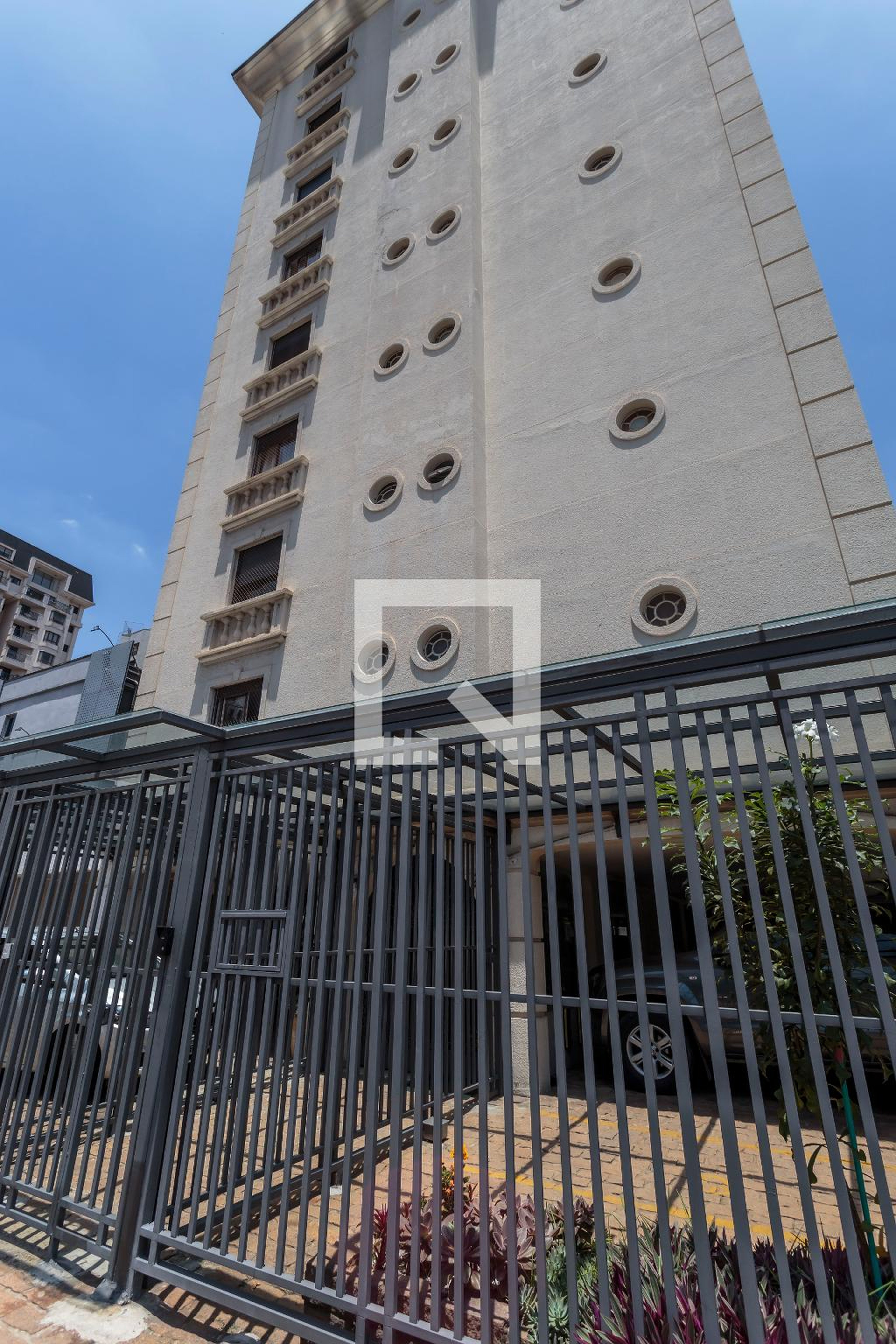 Fachada Edifício Miruna