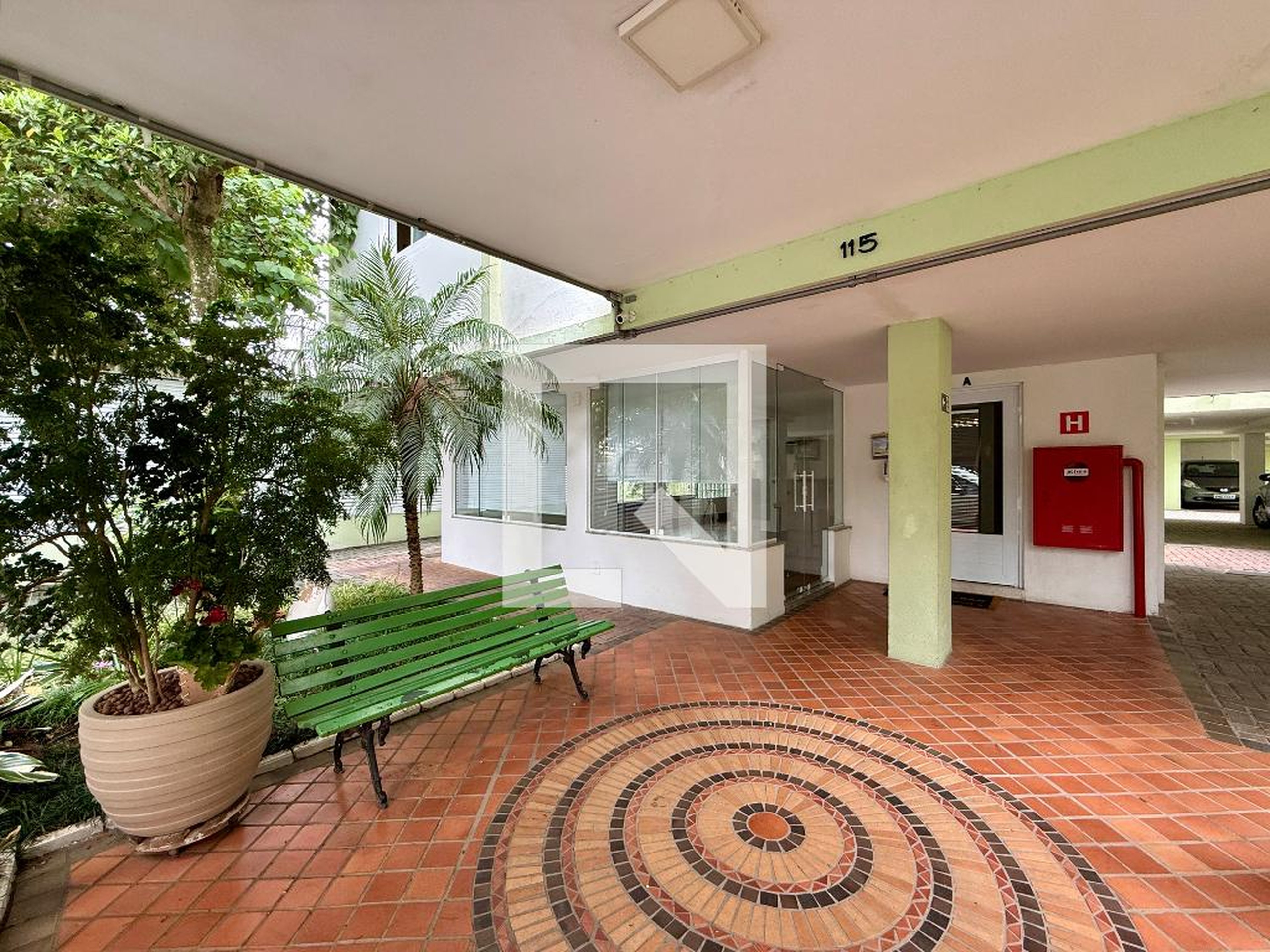 Entrada - Edifício Caparaó