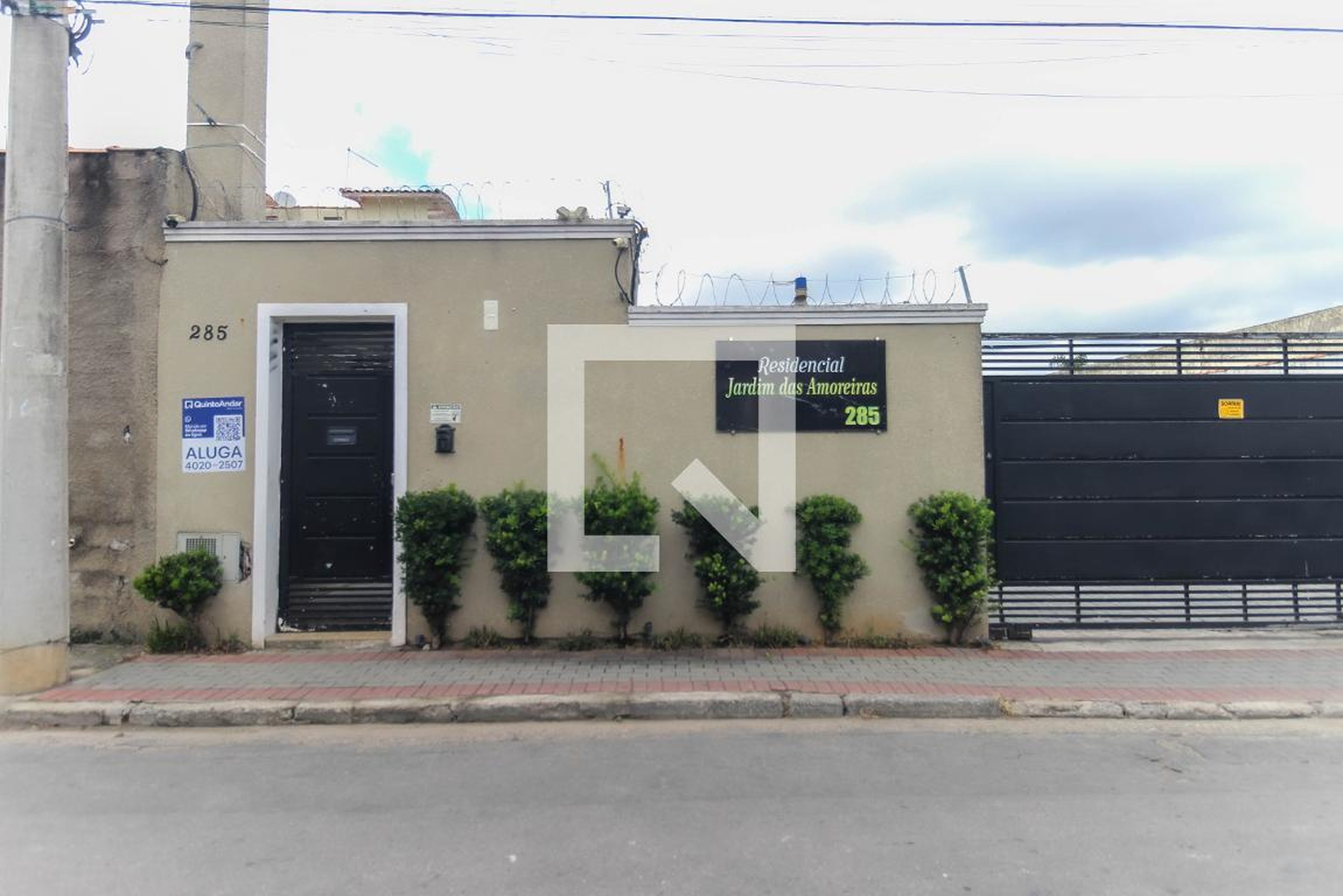 Fachada Condomínio em Rua Londrina, 285