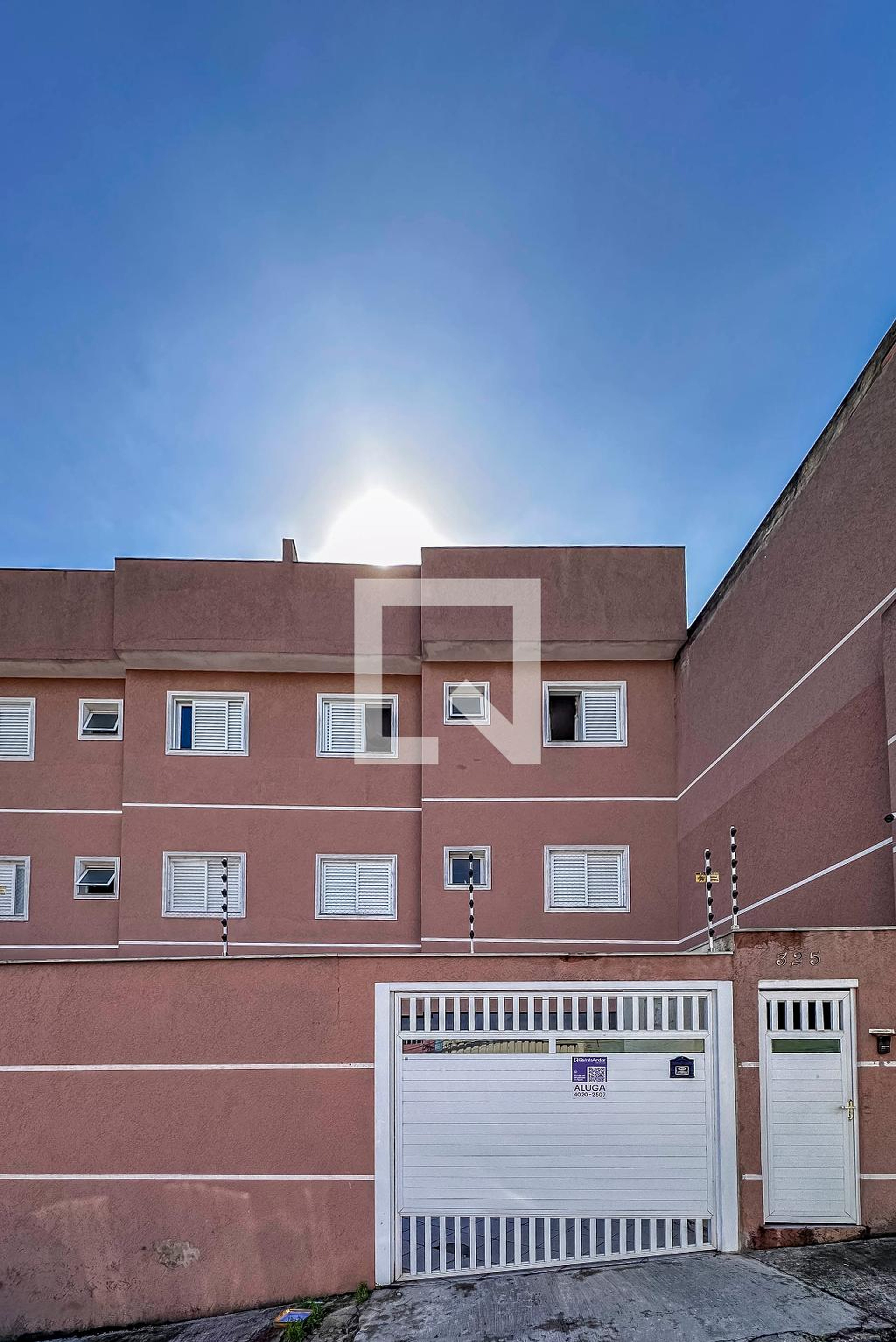 Fachada Condomínio em Rua Frei Vicente do Salvador, 325