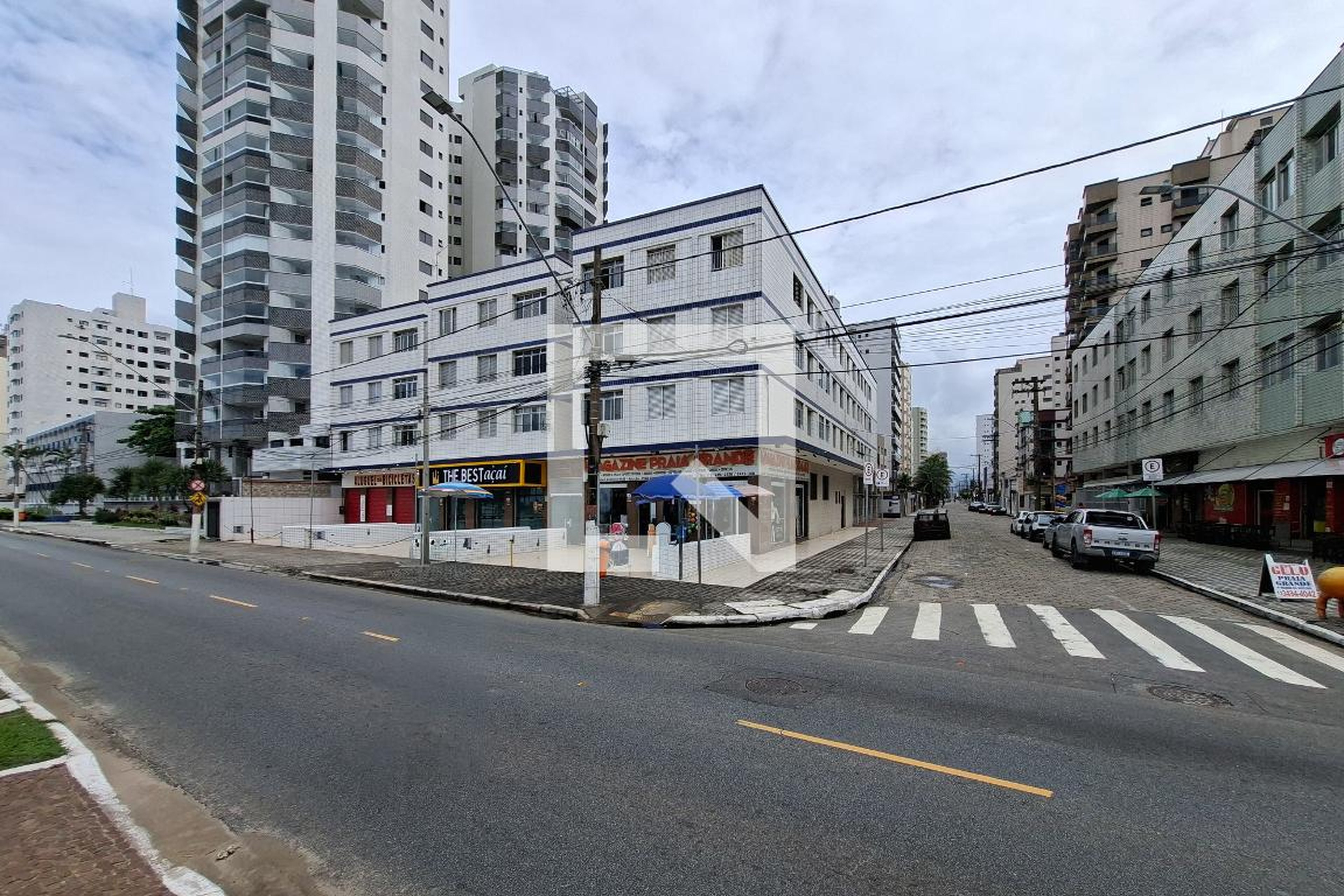 Fachada Condomínio Adriana