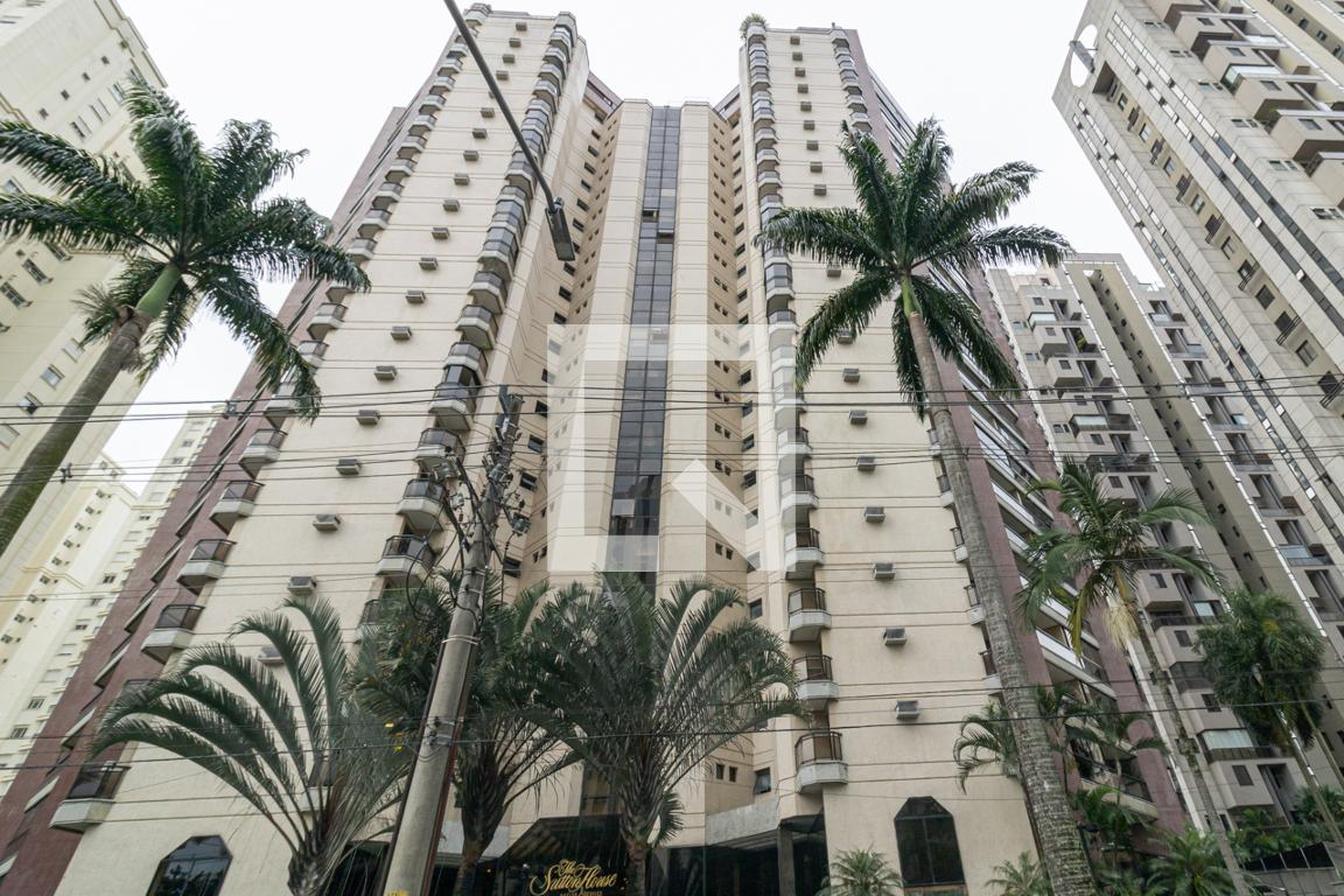 Fachada do Prédio Condomínio The Sutton House