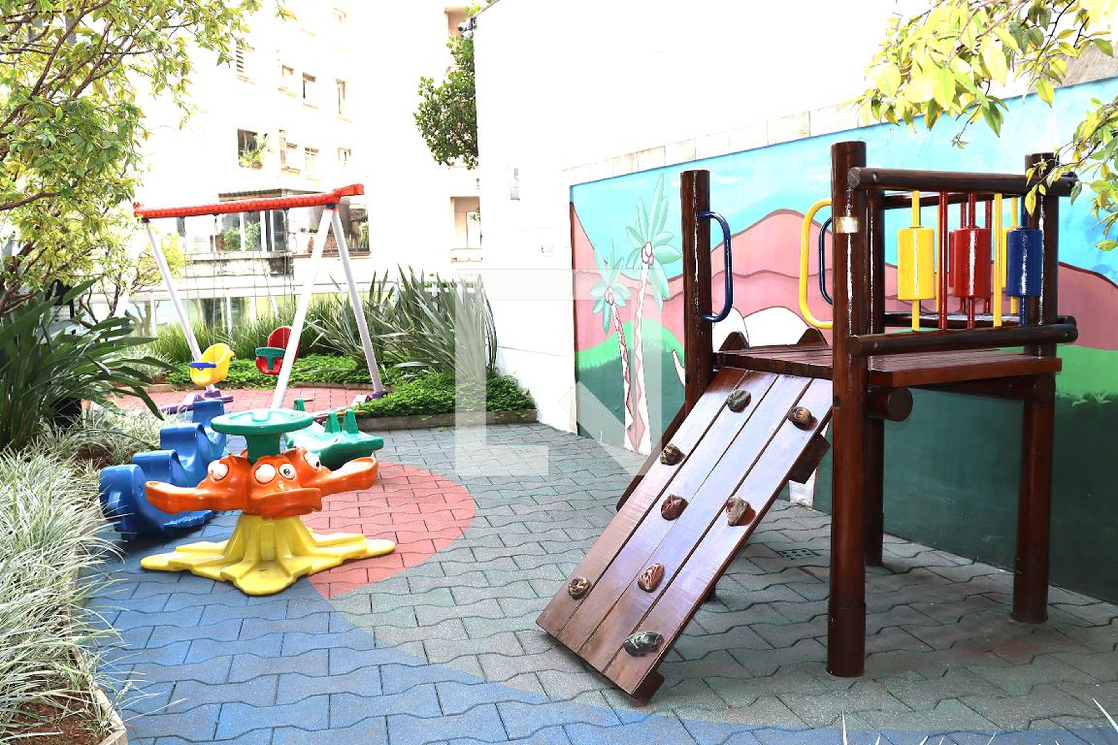 Playground - CaDOro