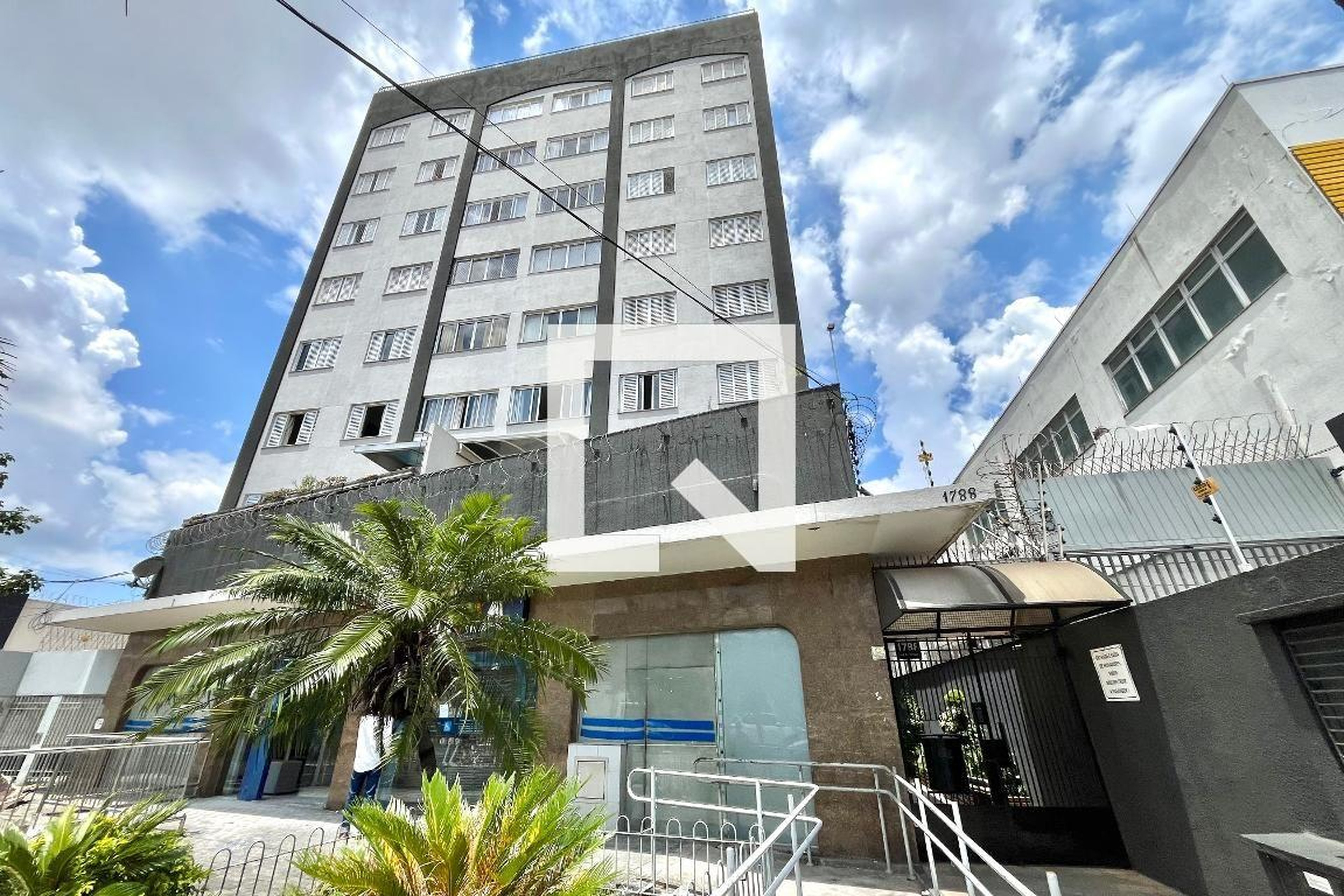 Fachada do Prédio Condomínio Pelegrin