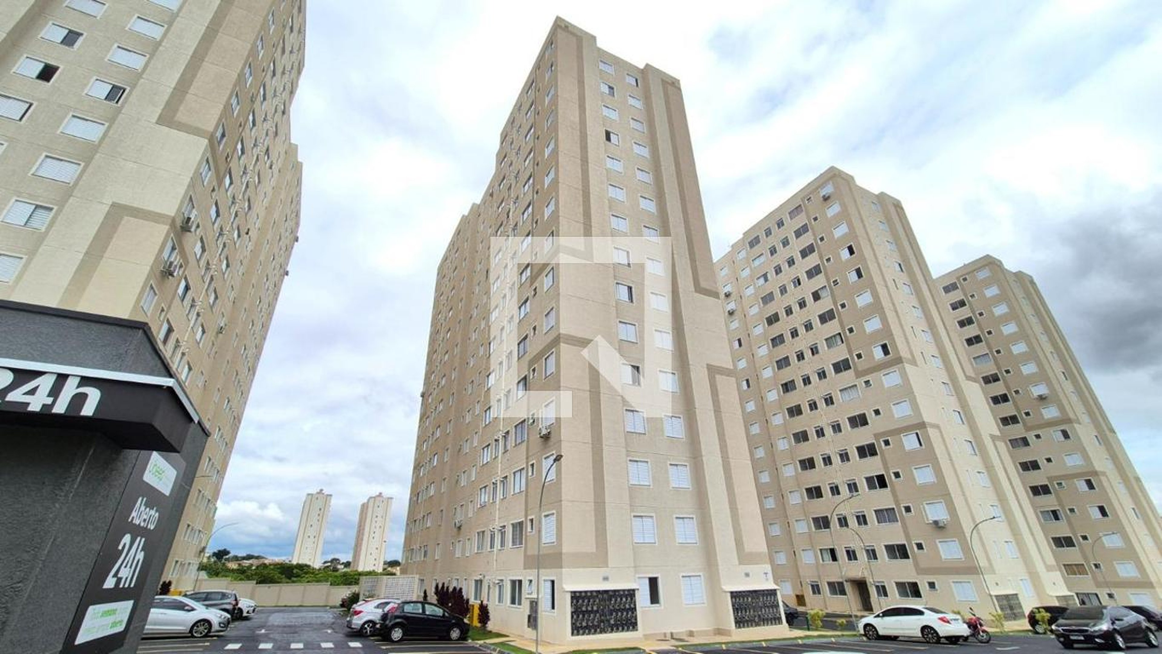 Fachada do Prédio Condomínio em Rua Doutor Souza Ribeiro, 101