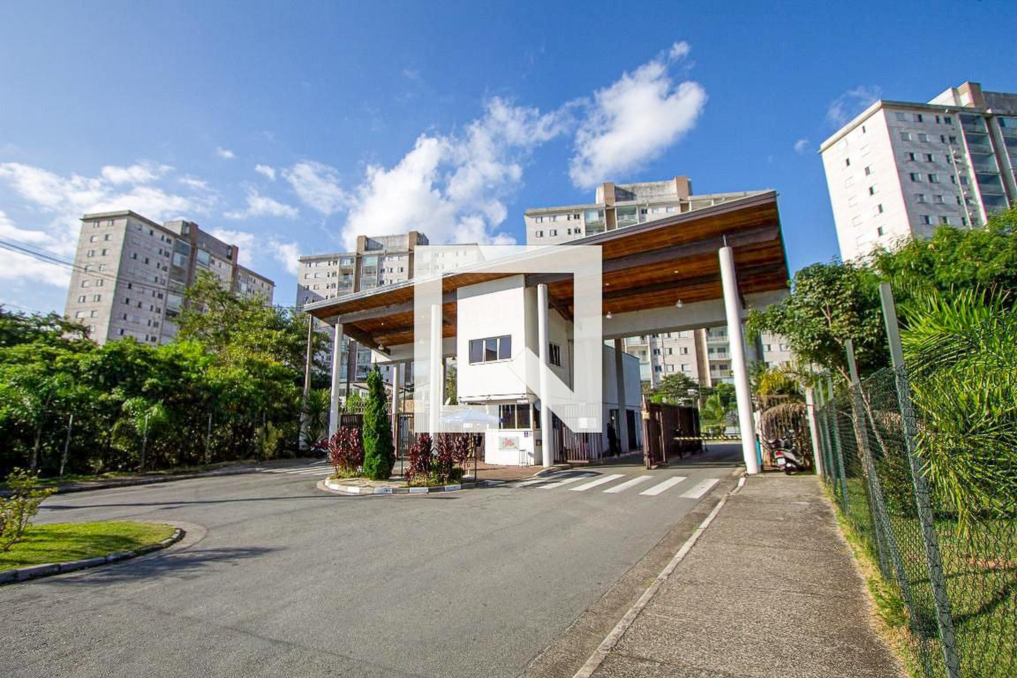 Fachada Condomínio Flex Osasco 1