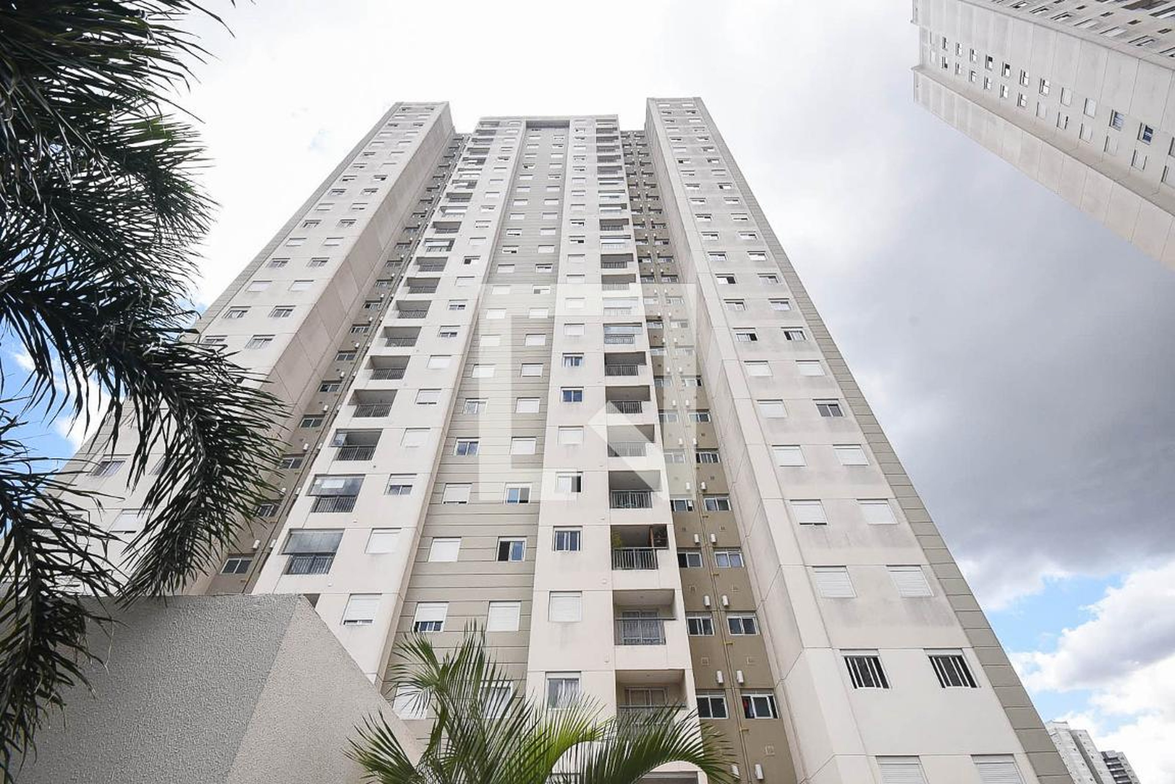 Fachada Condomínio em Rua Celso Ramos, 365