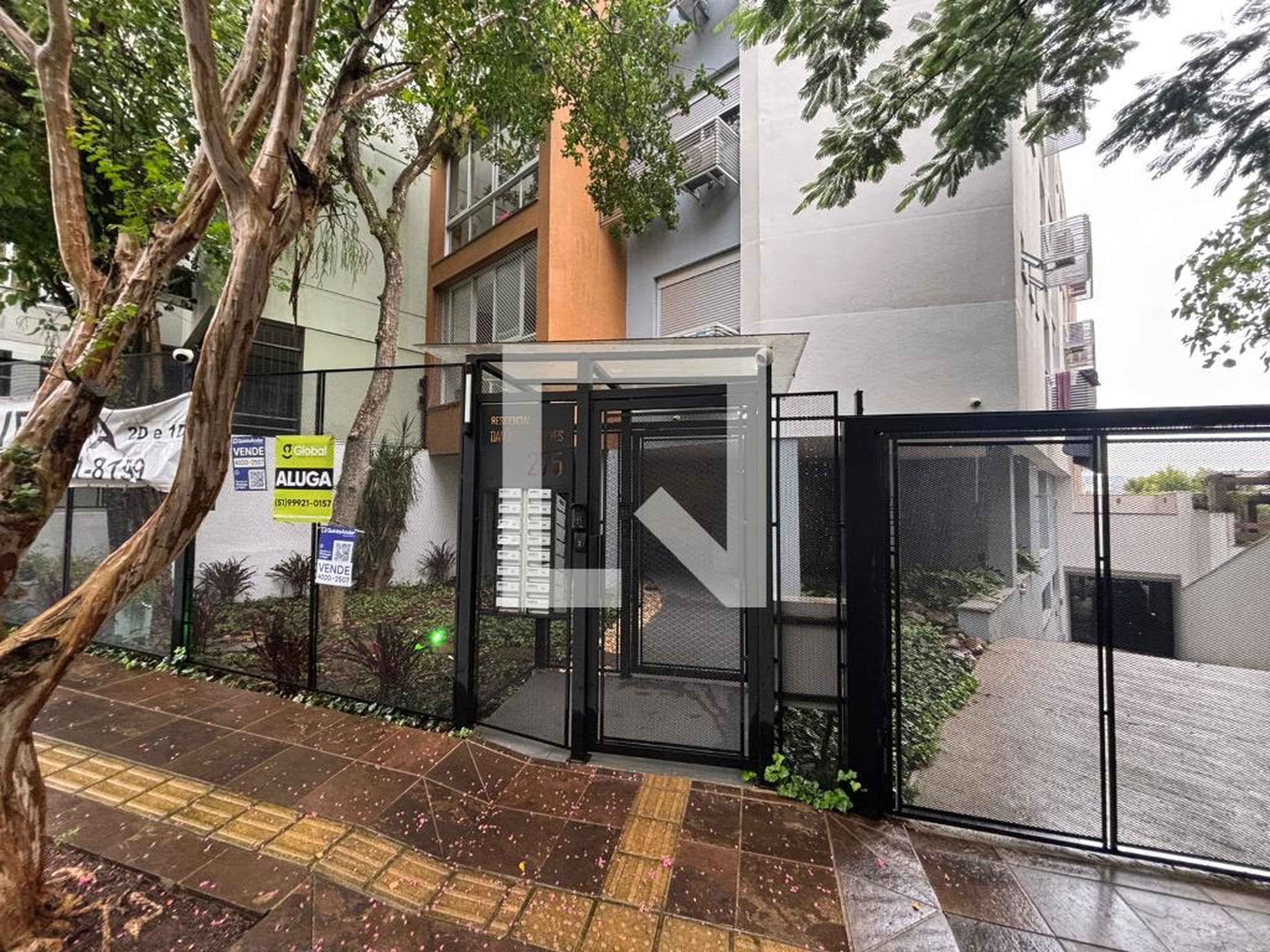 Fachada Condomínio em Rua Artigas, 275