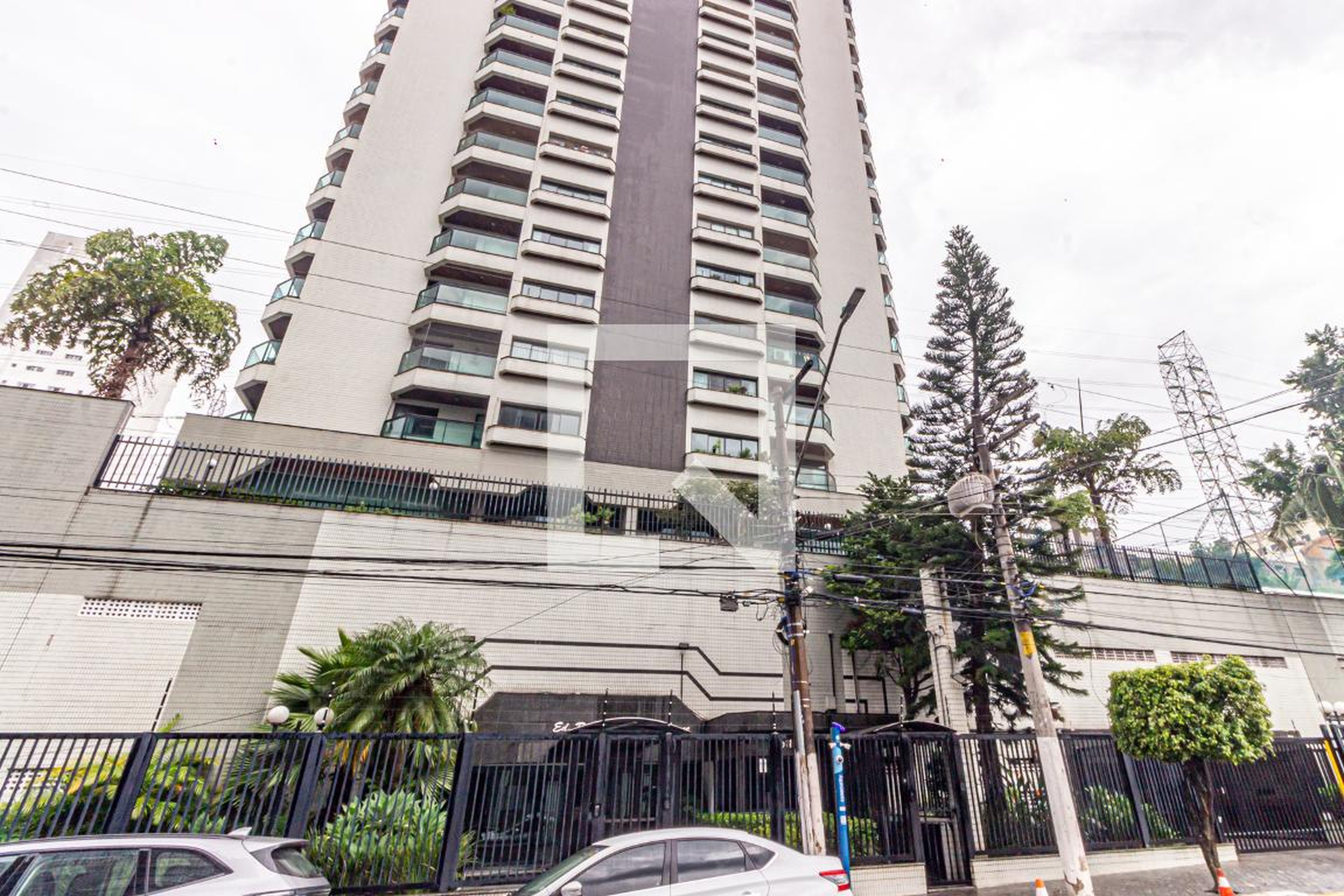 Fachada Edifício Residencial Júlio Verne