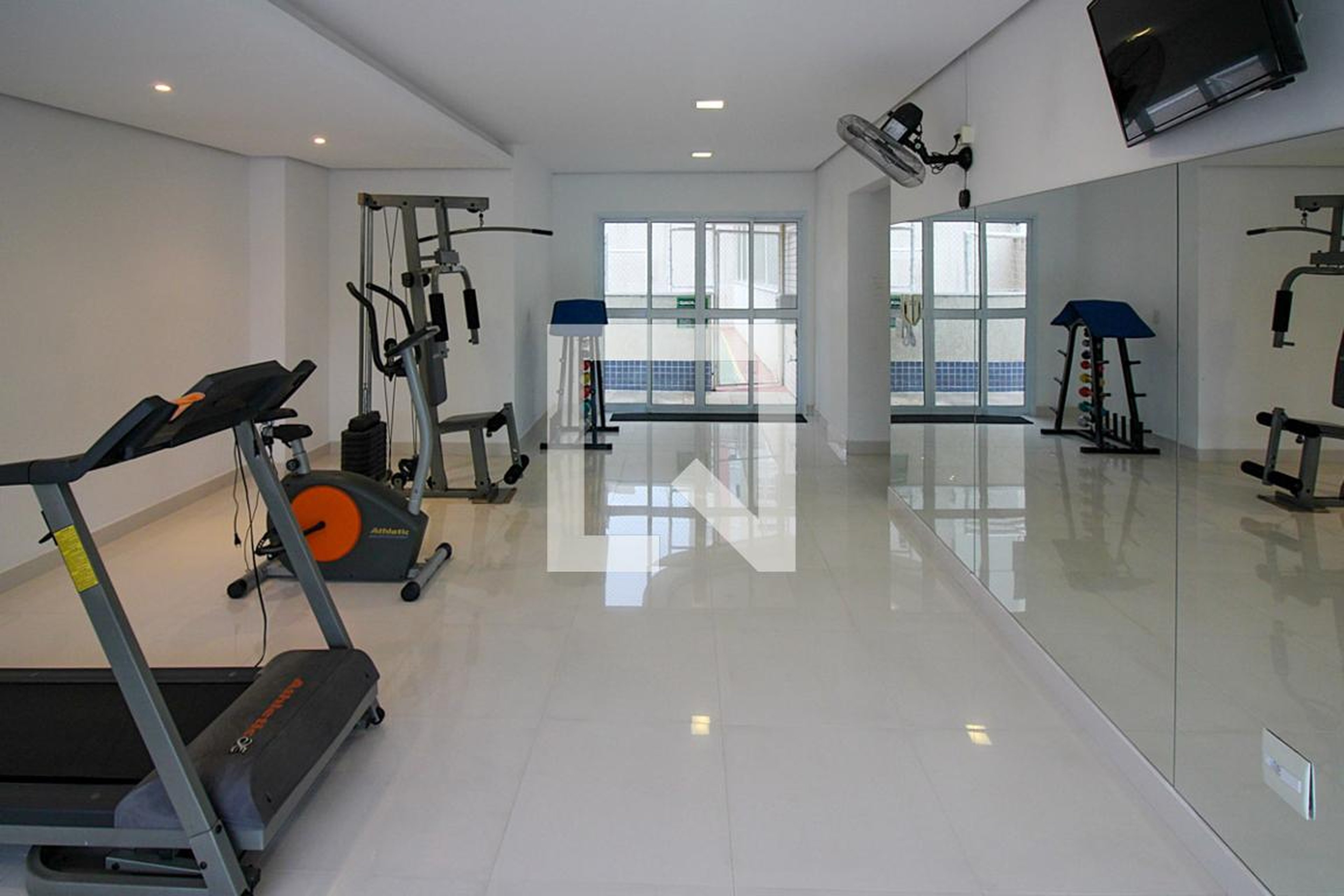 Academia - Magnifique Residence