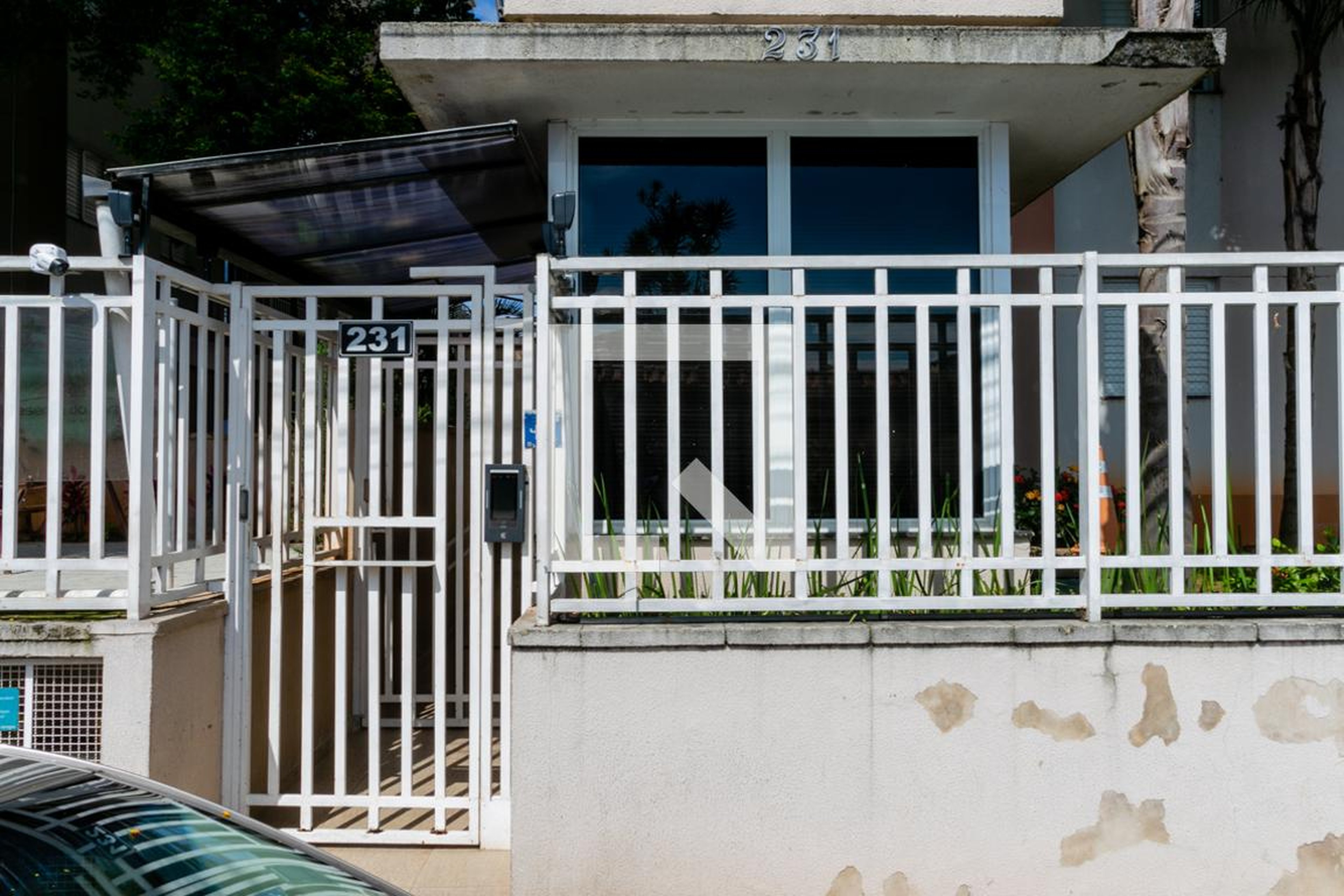 Fachada do condomínio Condomínio Reserva do Horto