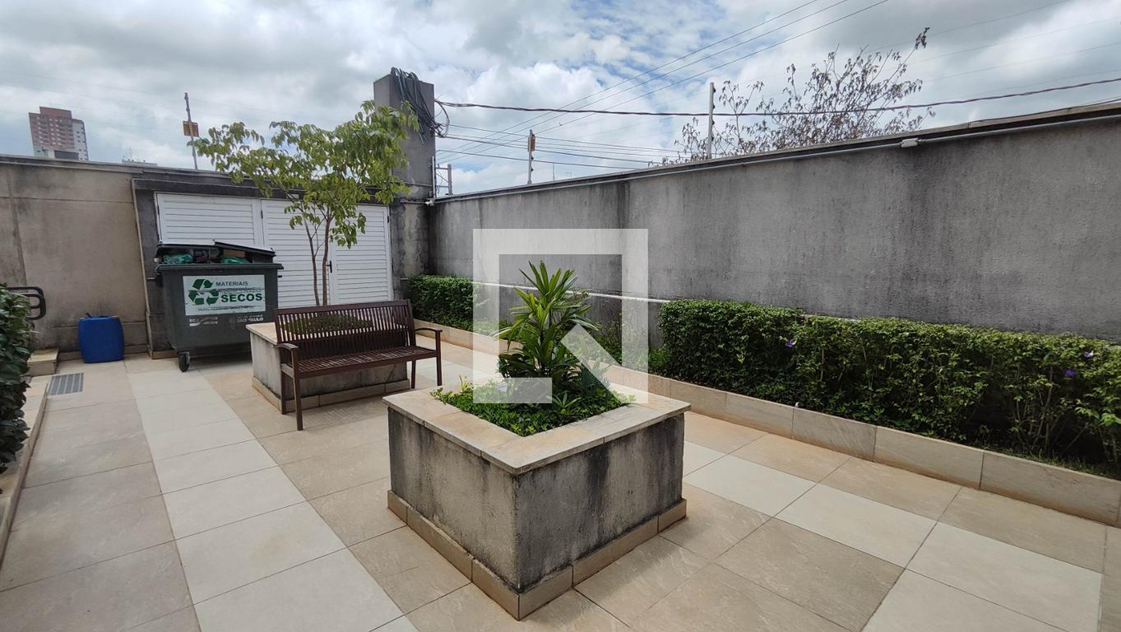 Área comum - Paes Landim