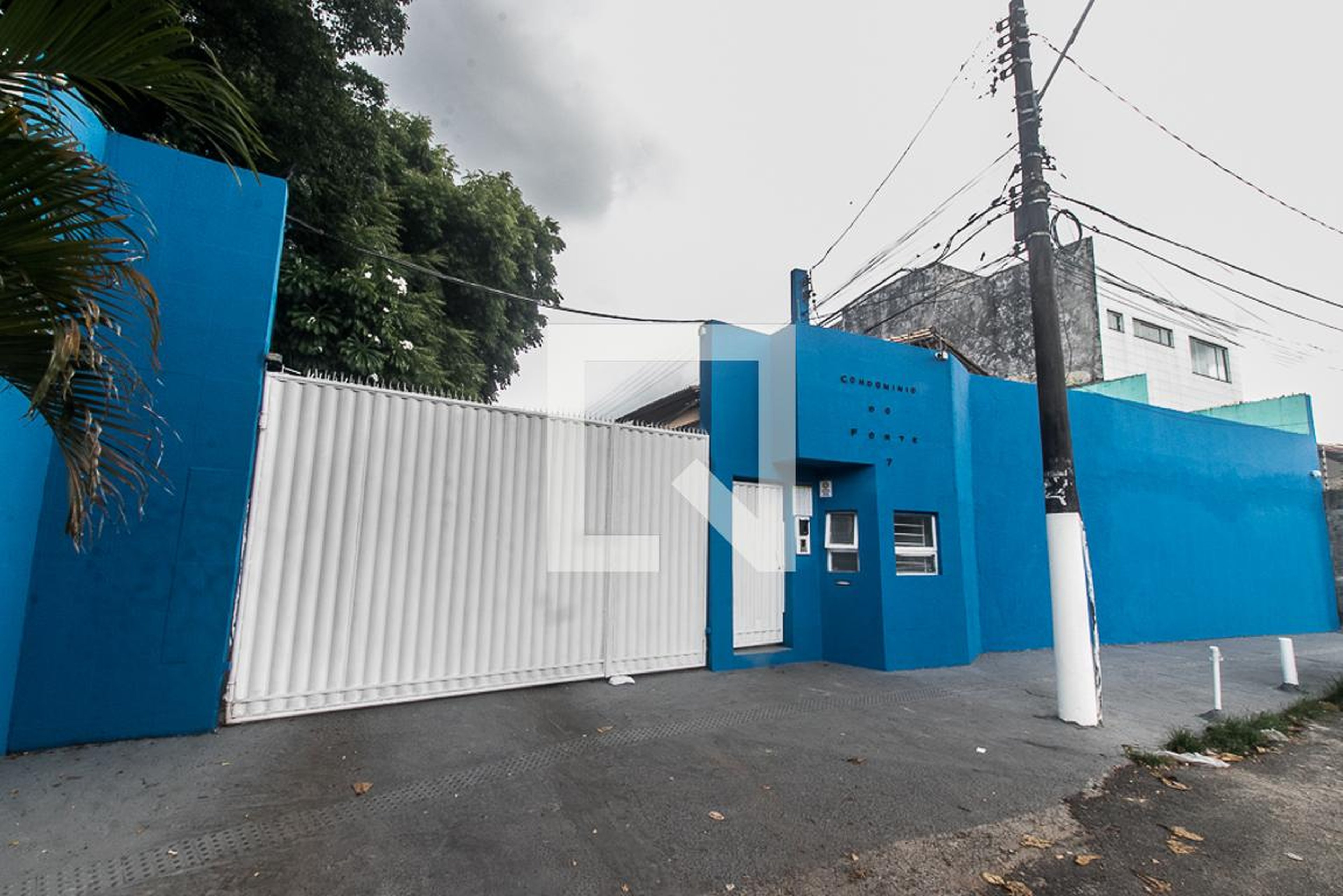 Fachada do Condominio Condomínio em Rua Engenheiro Erociano da Cruz Neves, 7