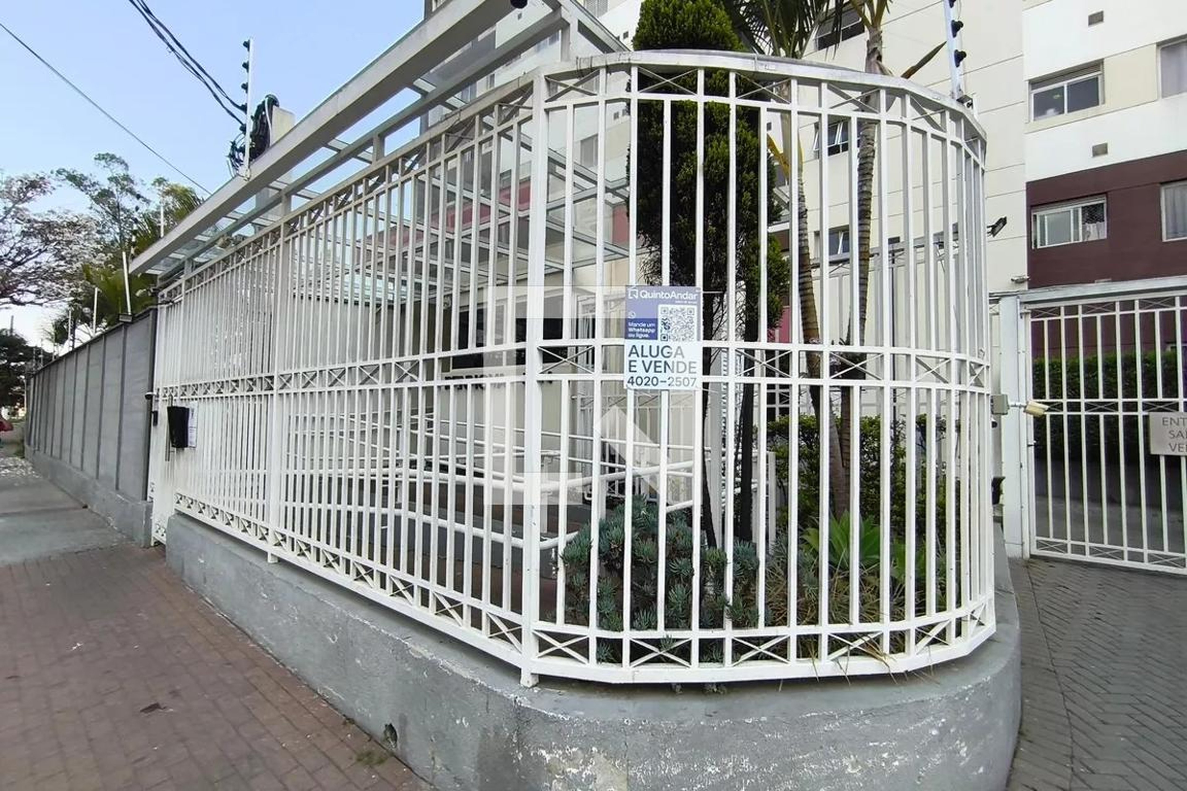 Fachada Condomínio Rennova Cambuci