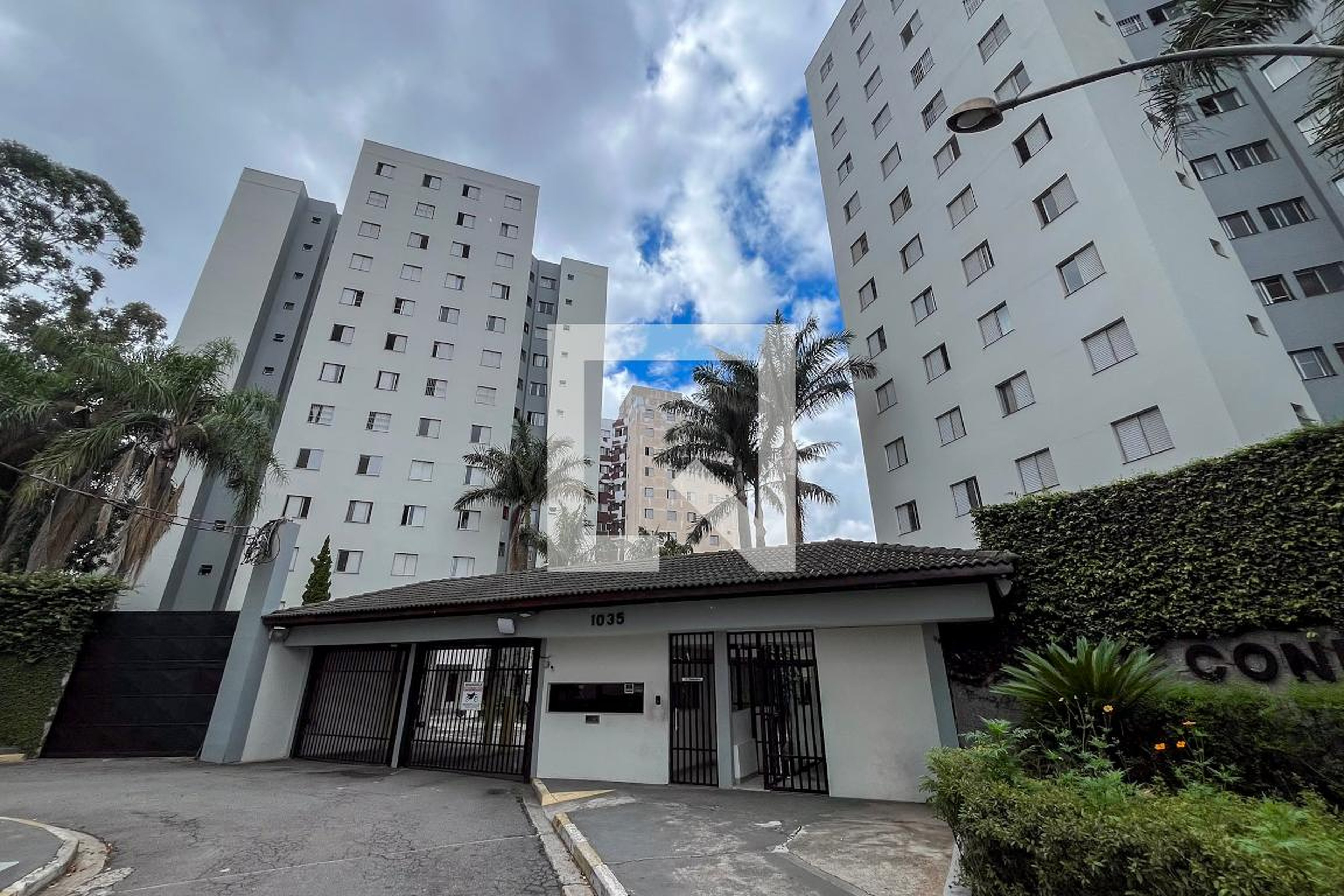 Fachada Condomínio Mirante dos Pássaros