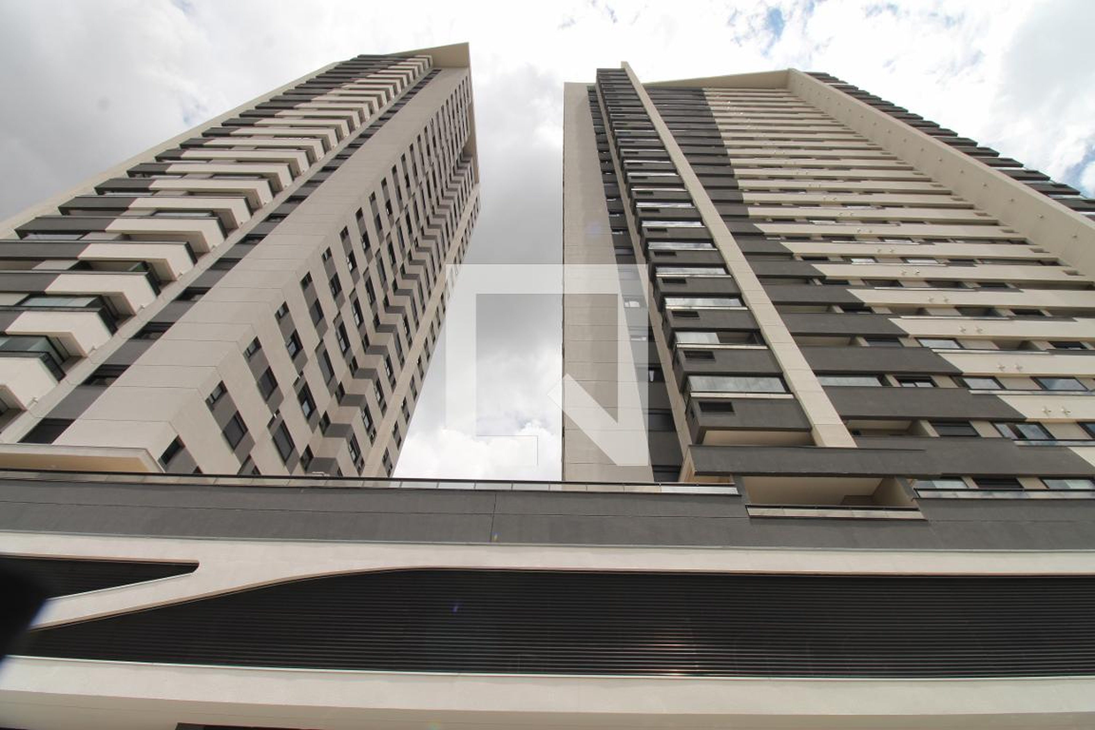 Fachada do Prédio Condomínio Wonder Jardim Satélite