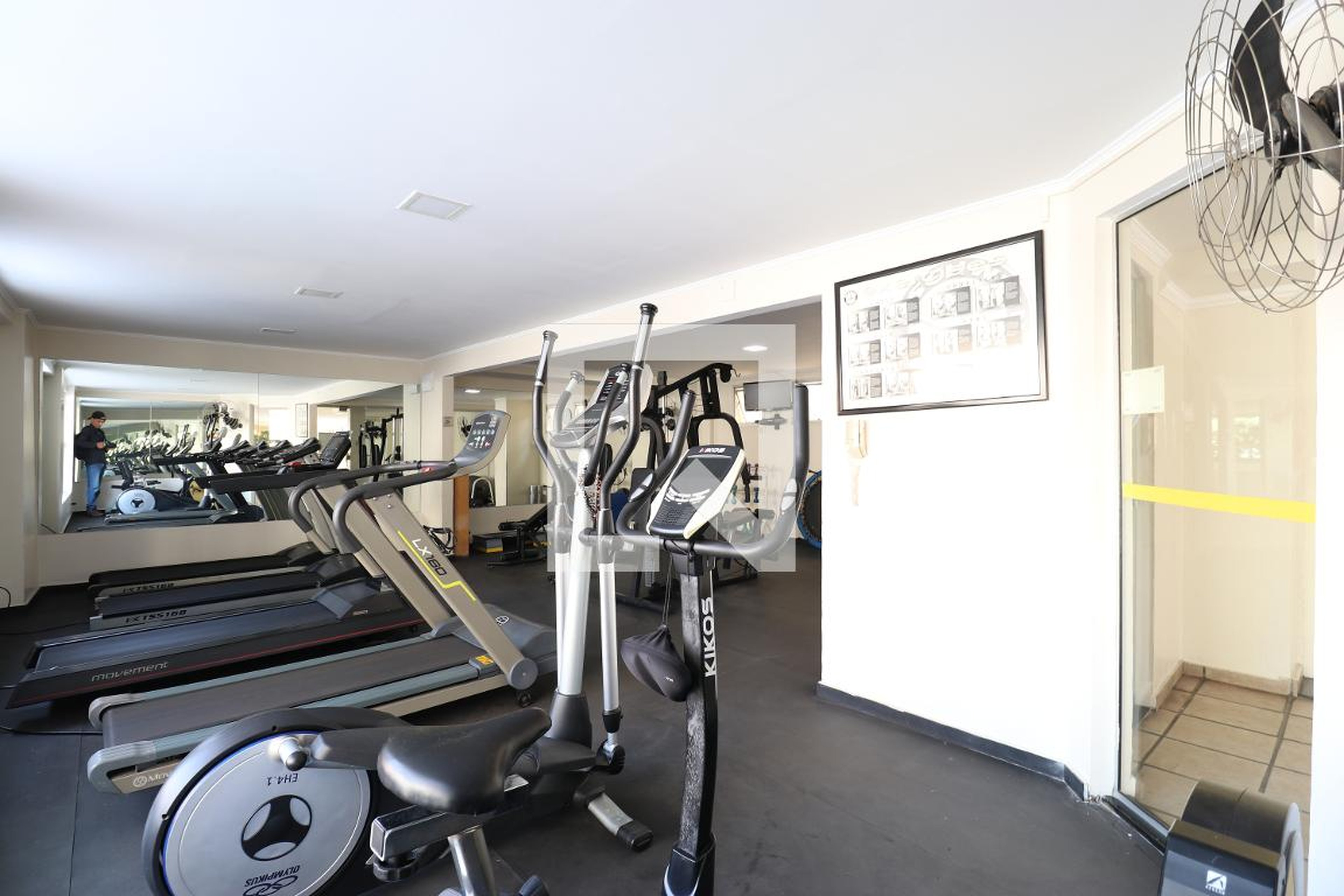 Academia - Edifício Pompéia Nobre