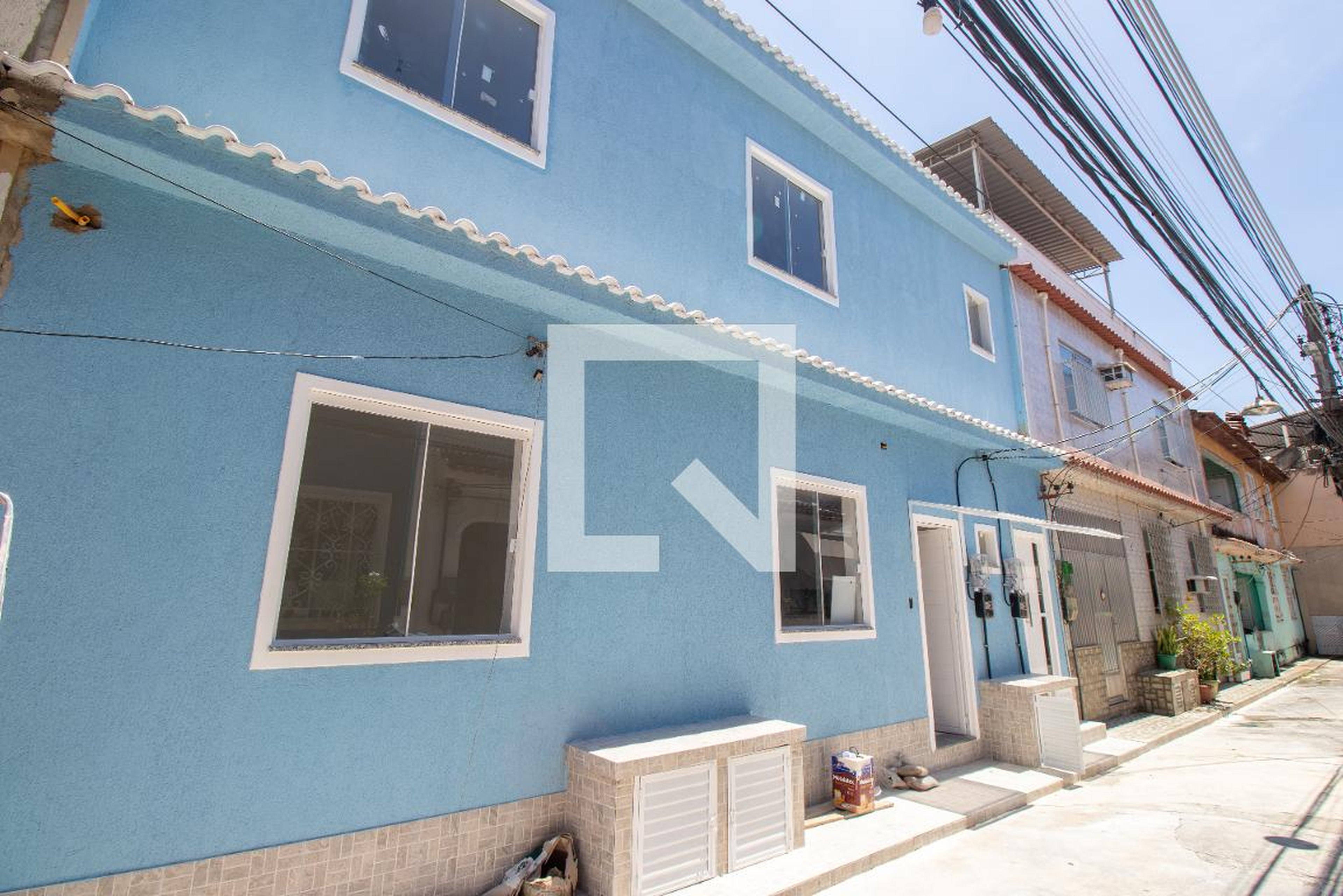 Fachada Condomínio em Rua Silva Sousa, 67